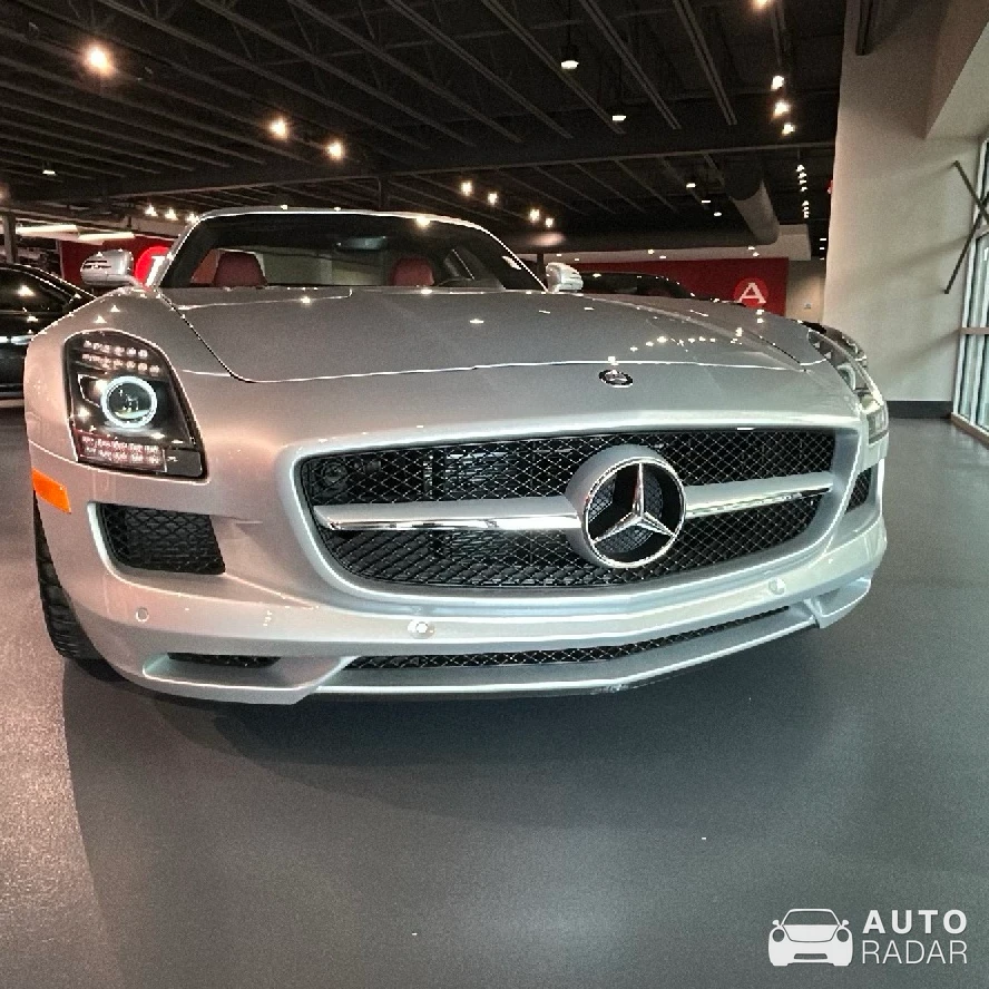 Mercedes-Benz SLS AMG Roadster spotted in Merriam, United States