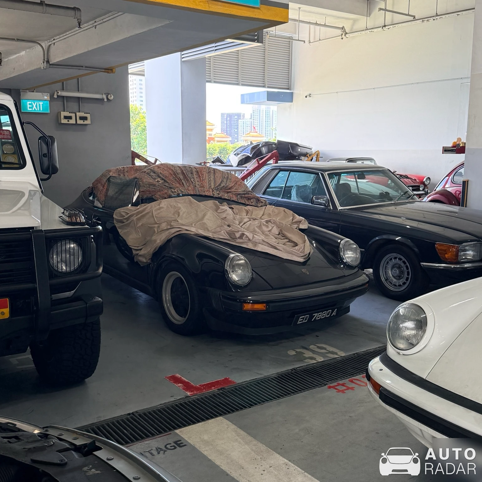 Porsche 911 SC Targa spotted in Singapore