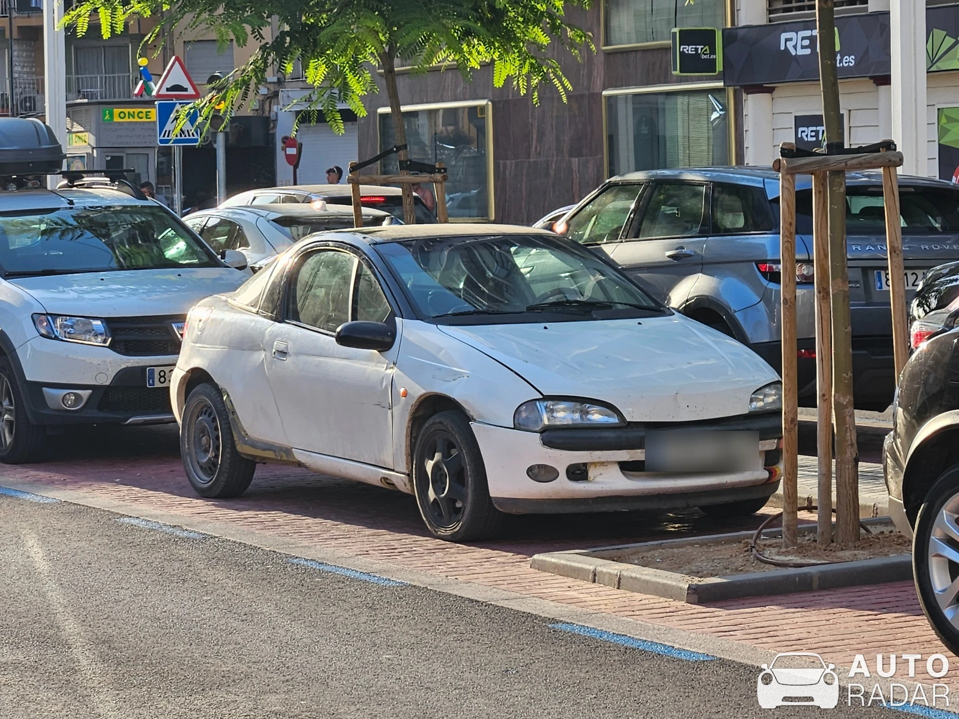 Opel Tigra spotted in Cullera