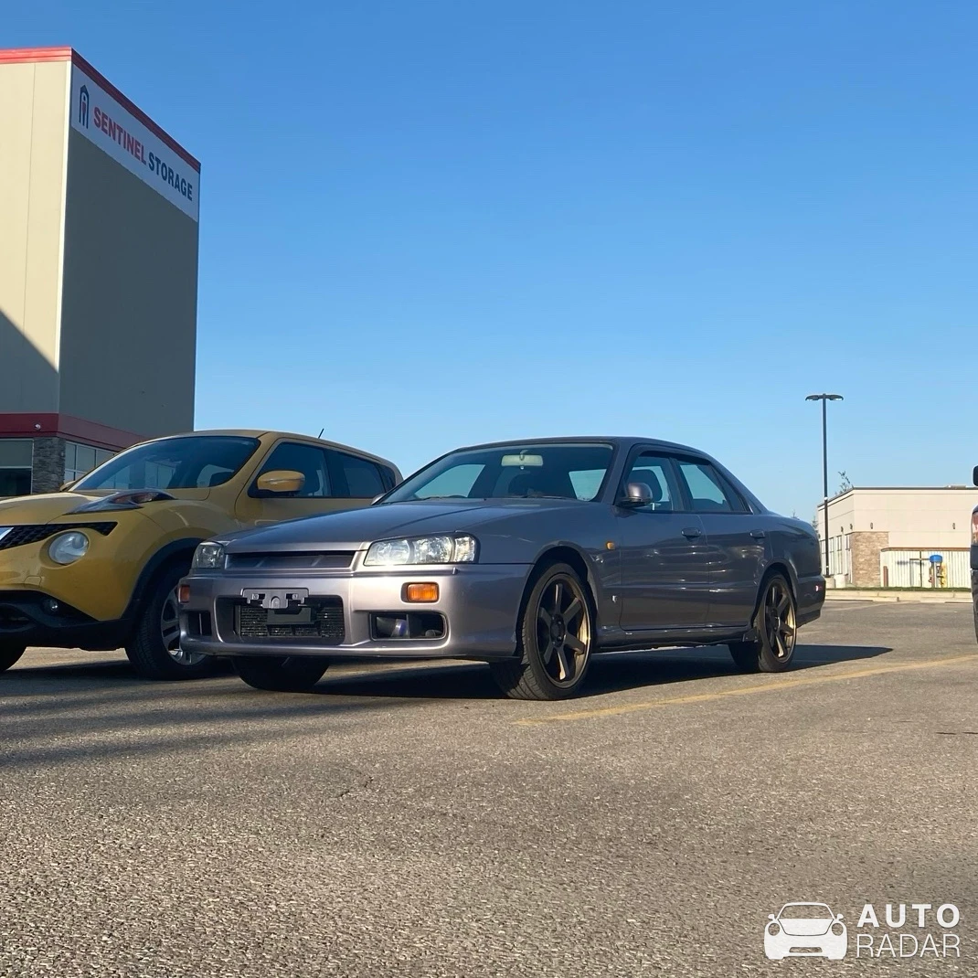 Nissan Skyline R34 25 GT-T spotted in Calgary