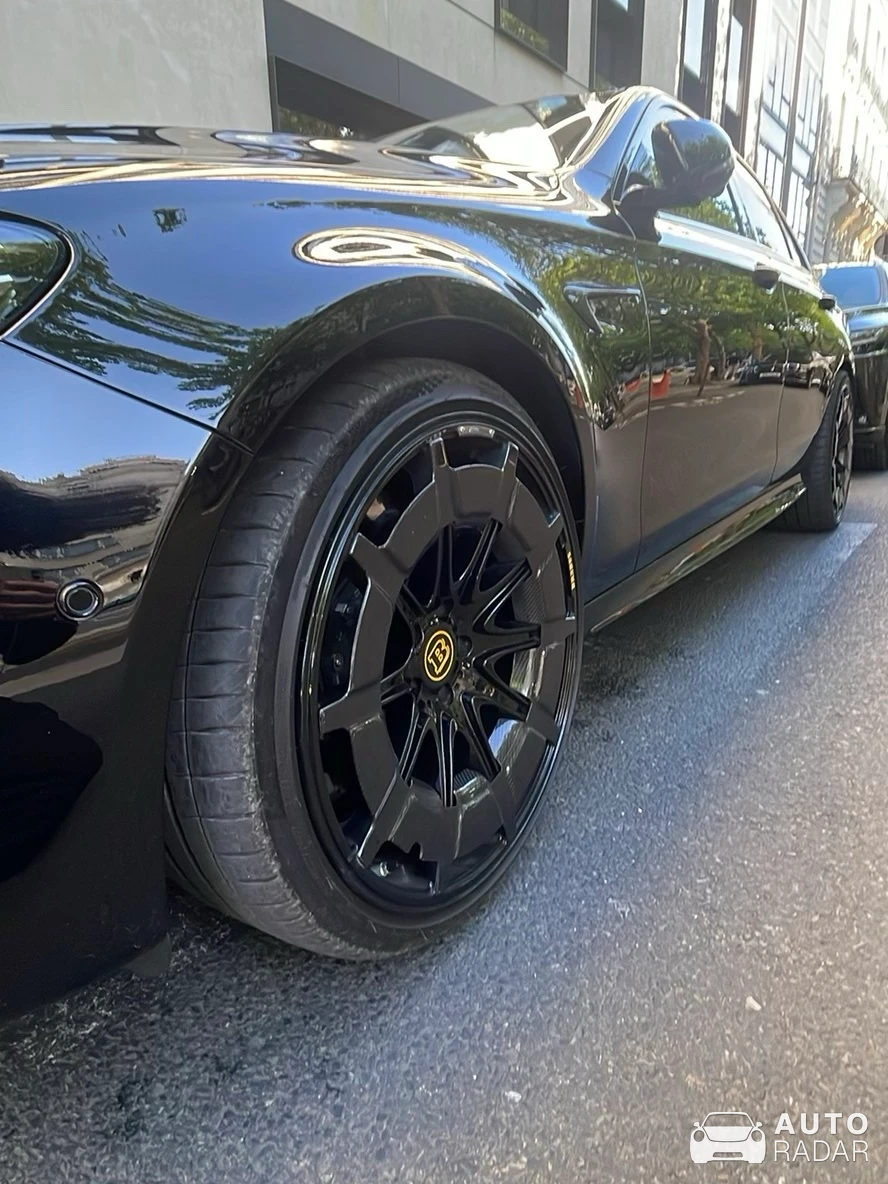 Mercedes-AMG Brabus GT 63 S X290 spotted in Paris