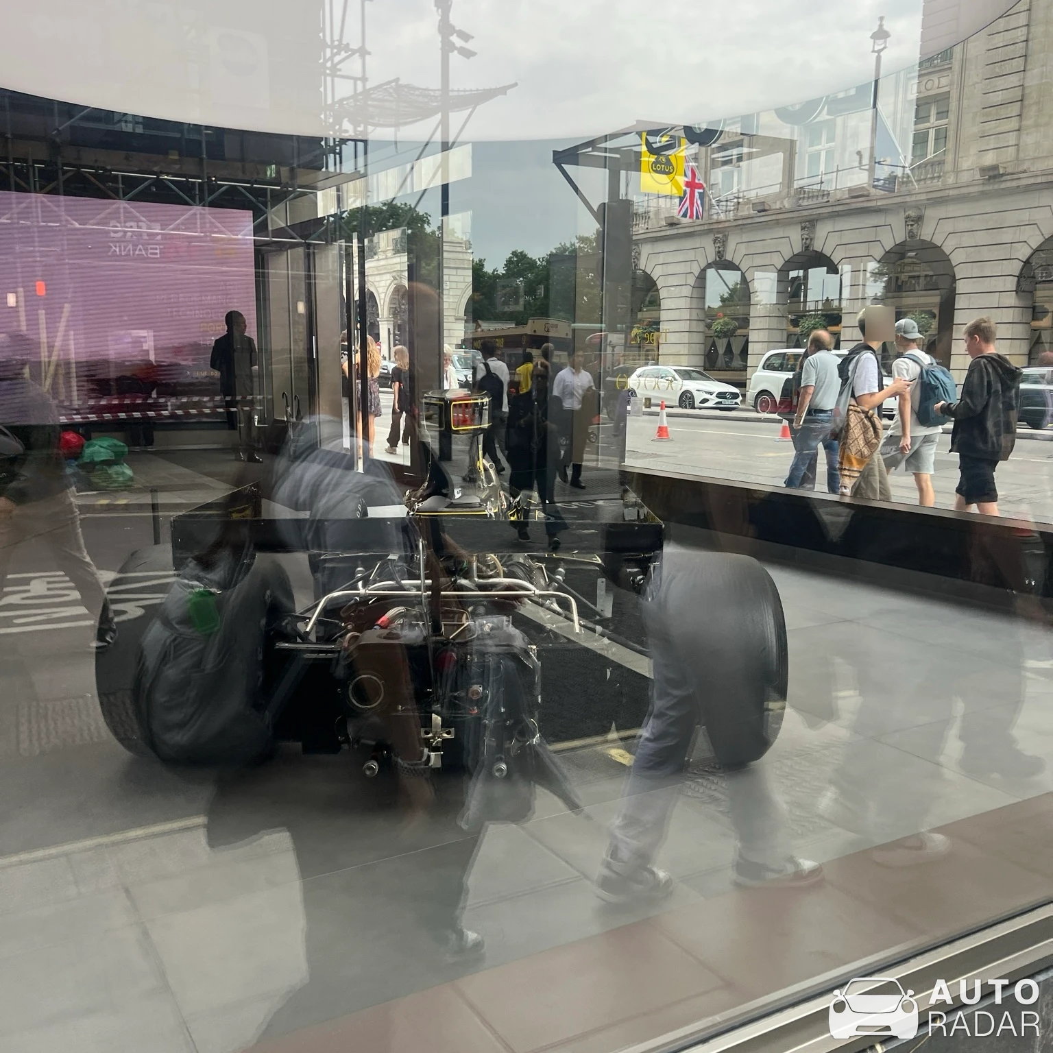 Lotus 72 spotted