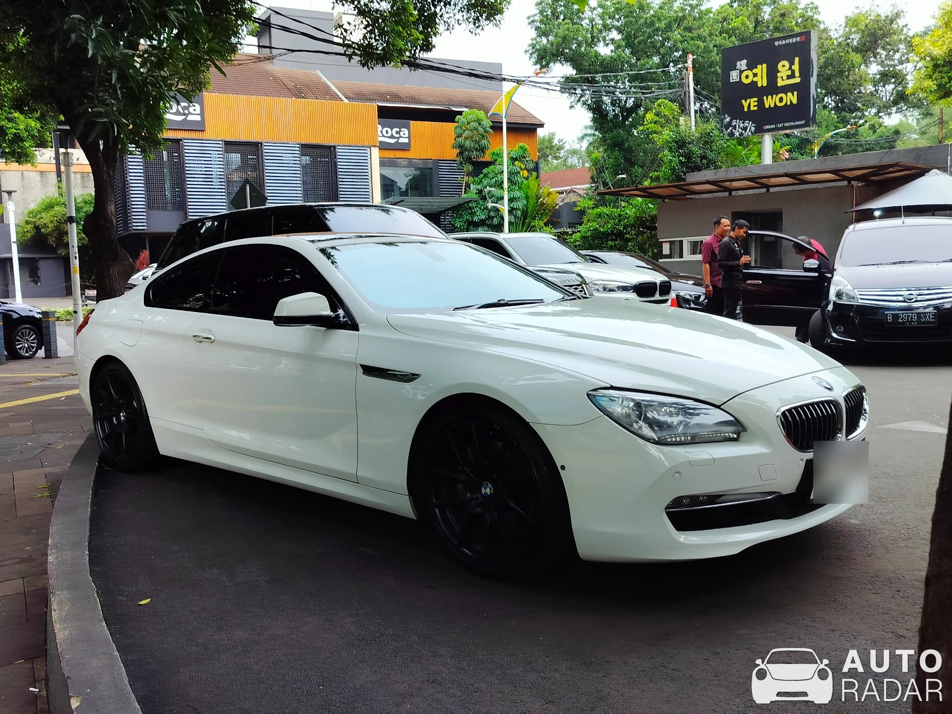 BMW 6 Series F13 spotted in Kota Jakarta Selatan, Indonesia