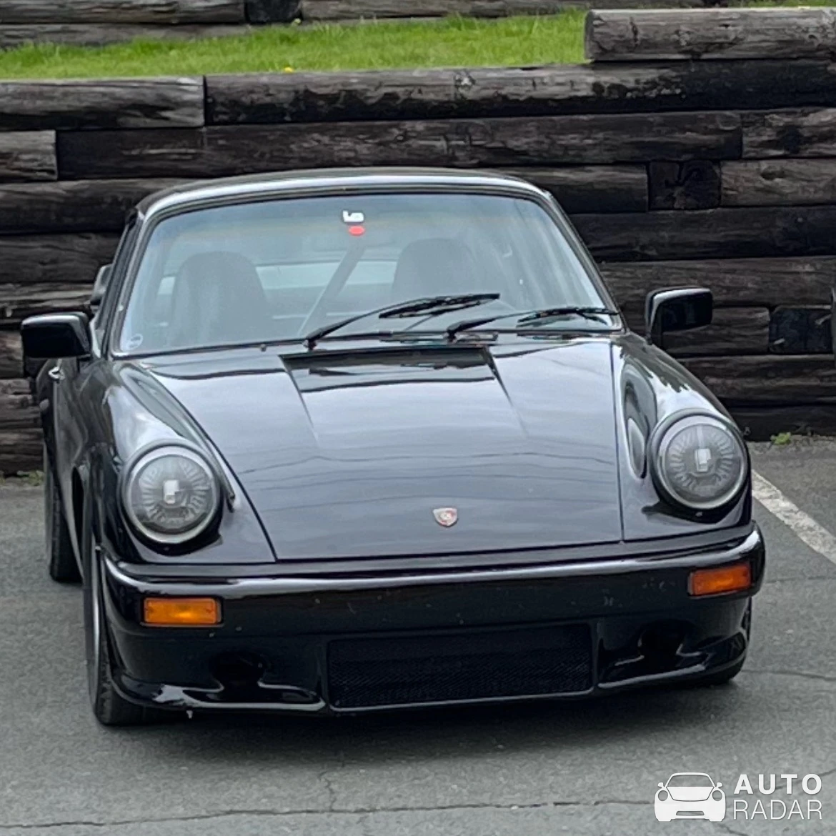 Porsche 911 Carrera 3.0 spotted in Bromont, Canada
