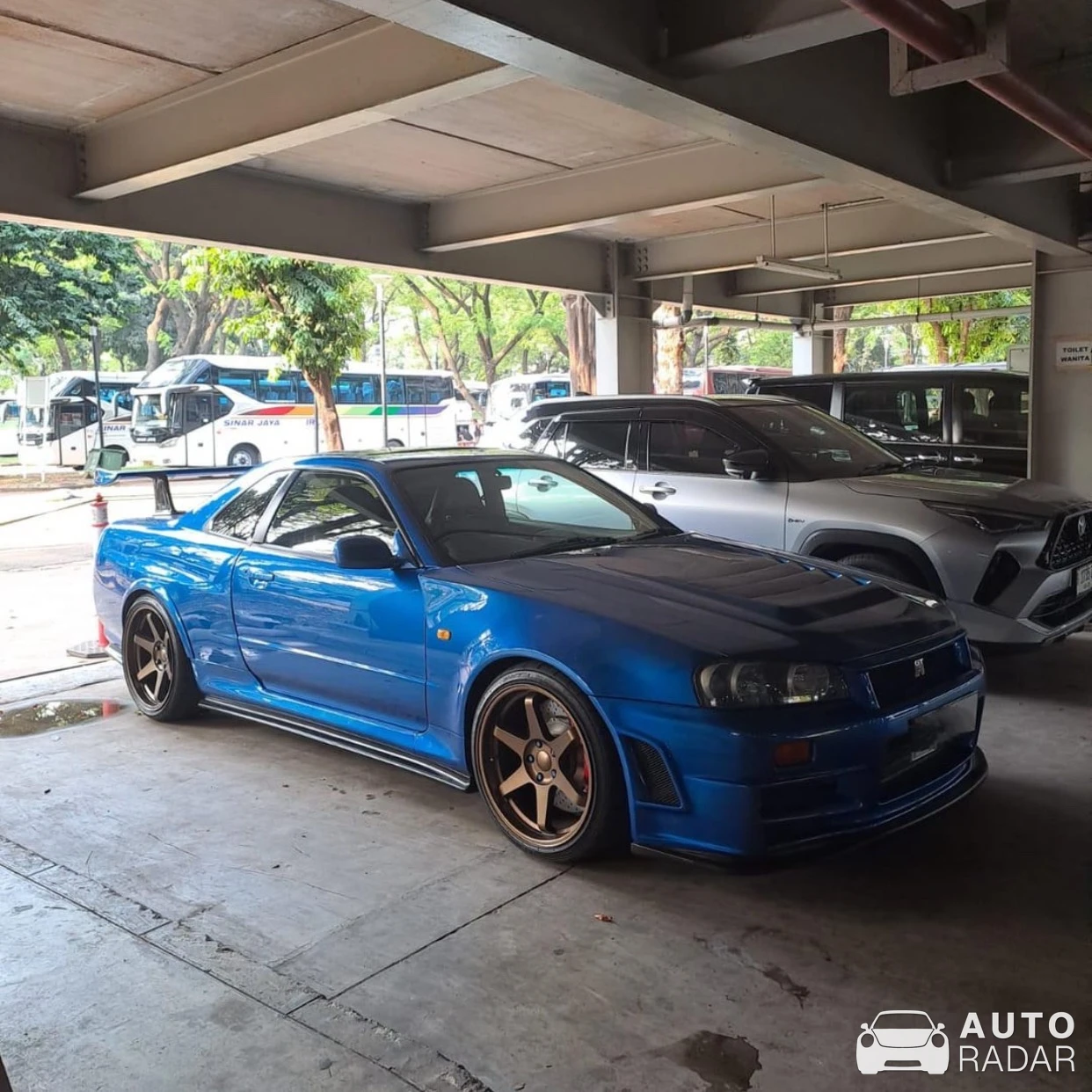 Nissan Skyline R34 GT-R spotted in Sarıyer, Türkiye