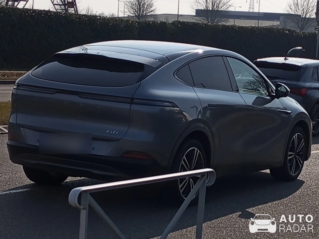 Xpeng G6 spotted in Dorlisheim
