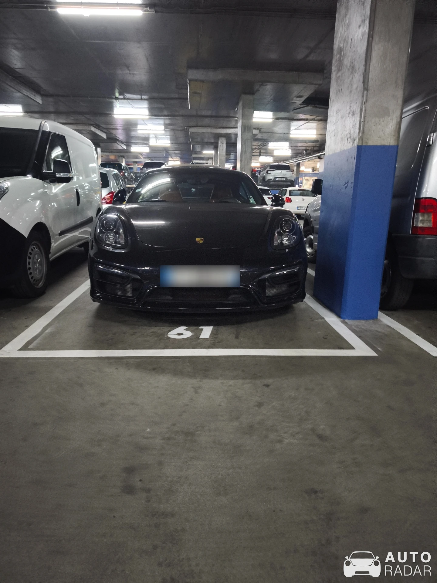 Porsche 718 Cayman GT4 spotted in Elvas