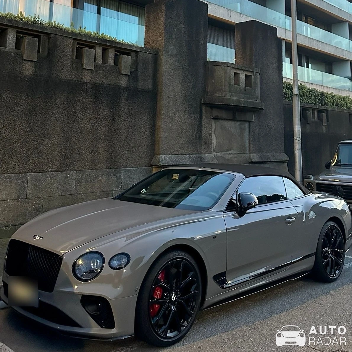 Bentley Continental GTC V8 S 2023 spotted in Porto