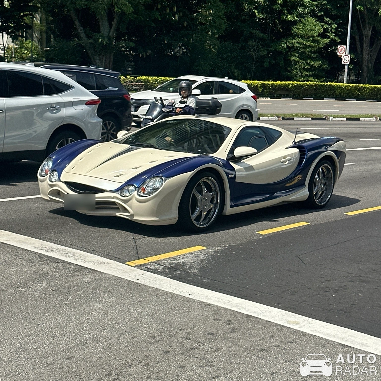 Mitsuoka Orochi spotted in Singapore