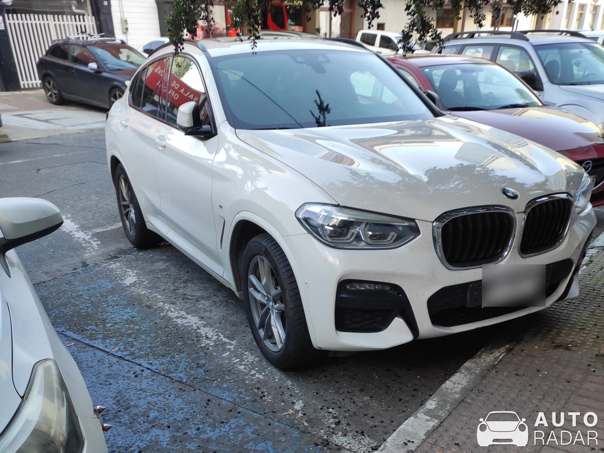 BMW X4 M35i F26 spotted in Puerto Montt