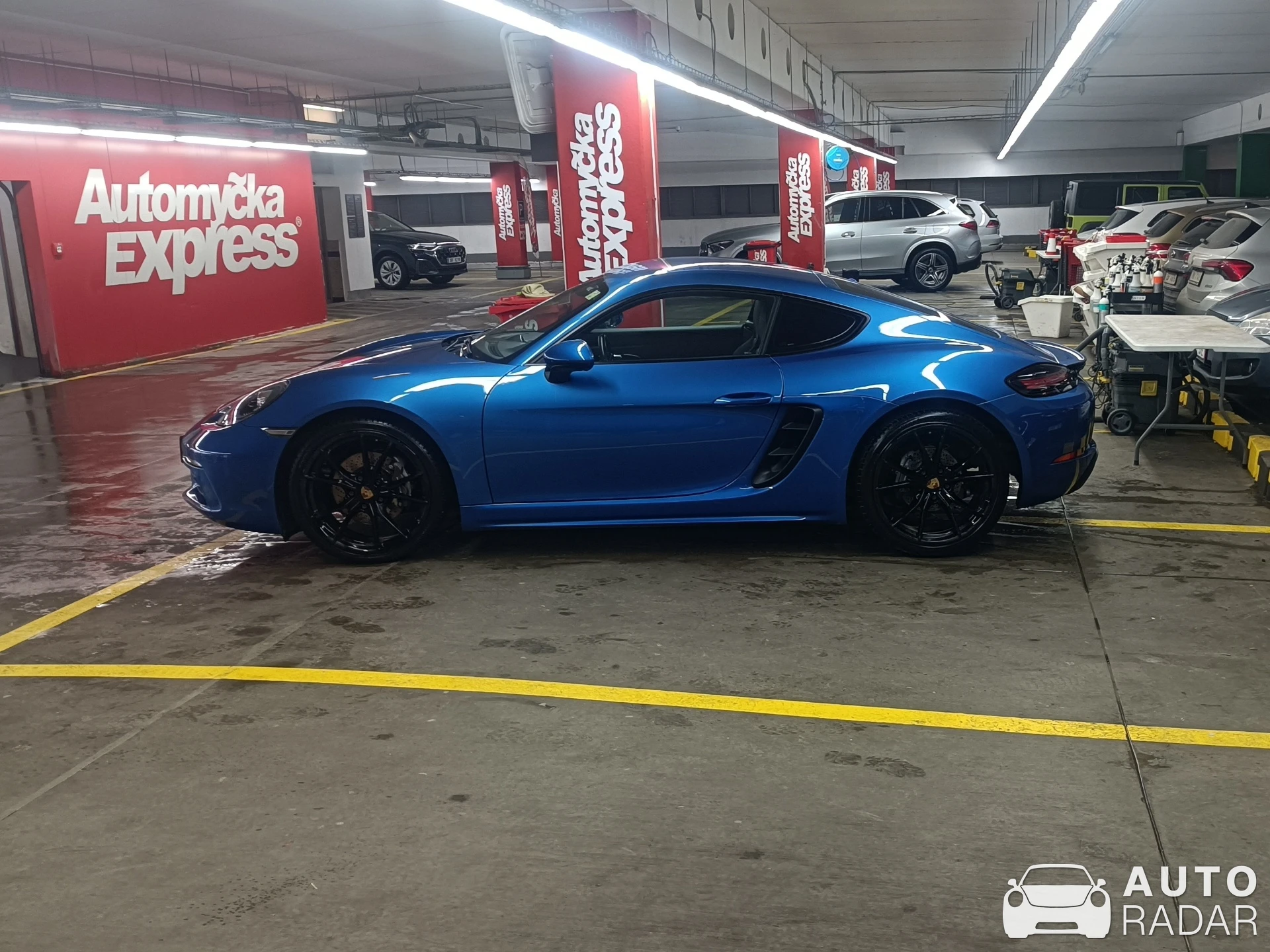 Porsche 718 Cayman spotted in Brno-střed, Česko