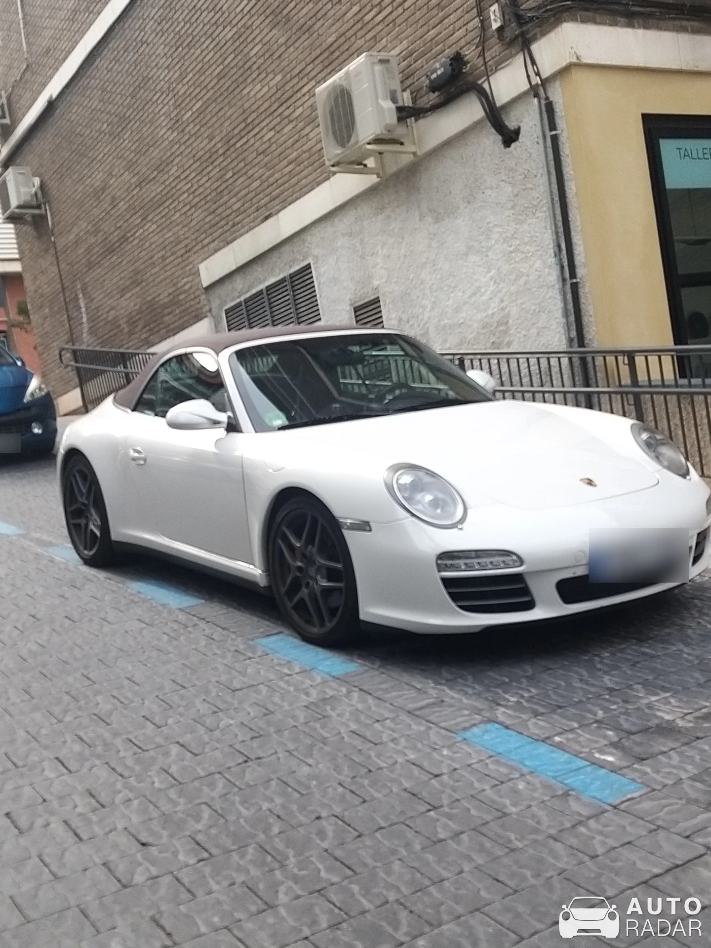 Porsche 997 Carrera 4S Cabriolet spotted in Pozuelo de Alarcón, España