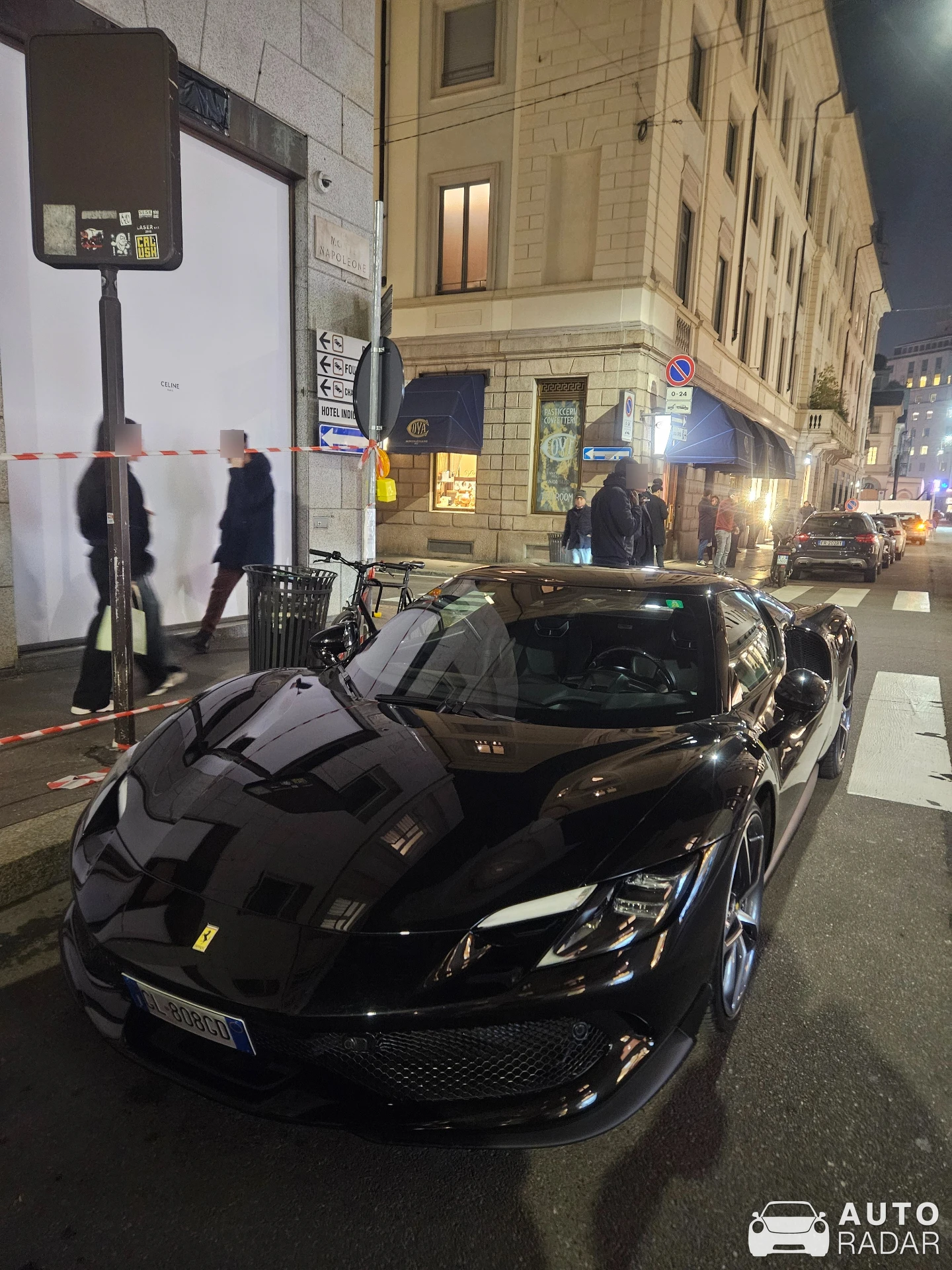 Ferrari SF90 Stradale spotted in Milano, Włochy