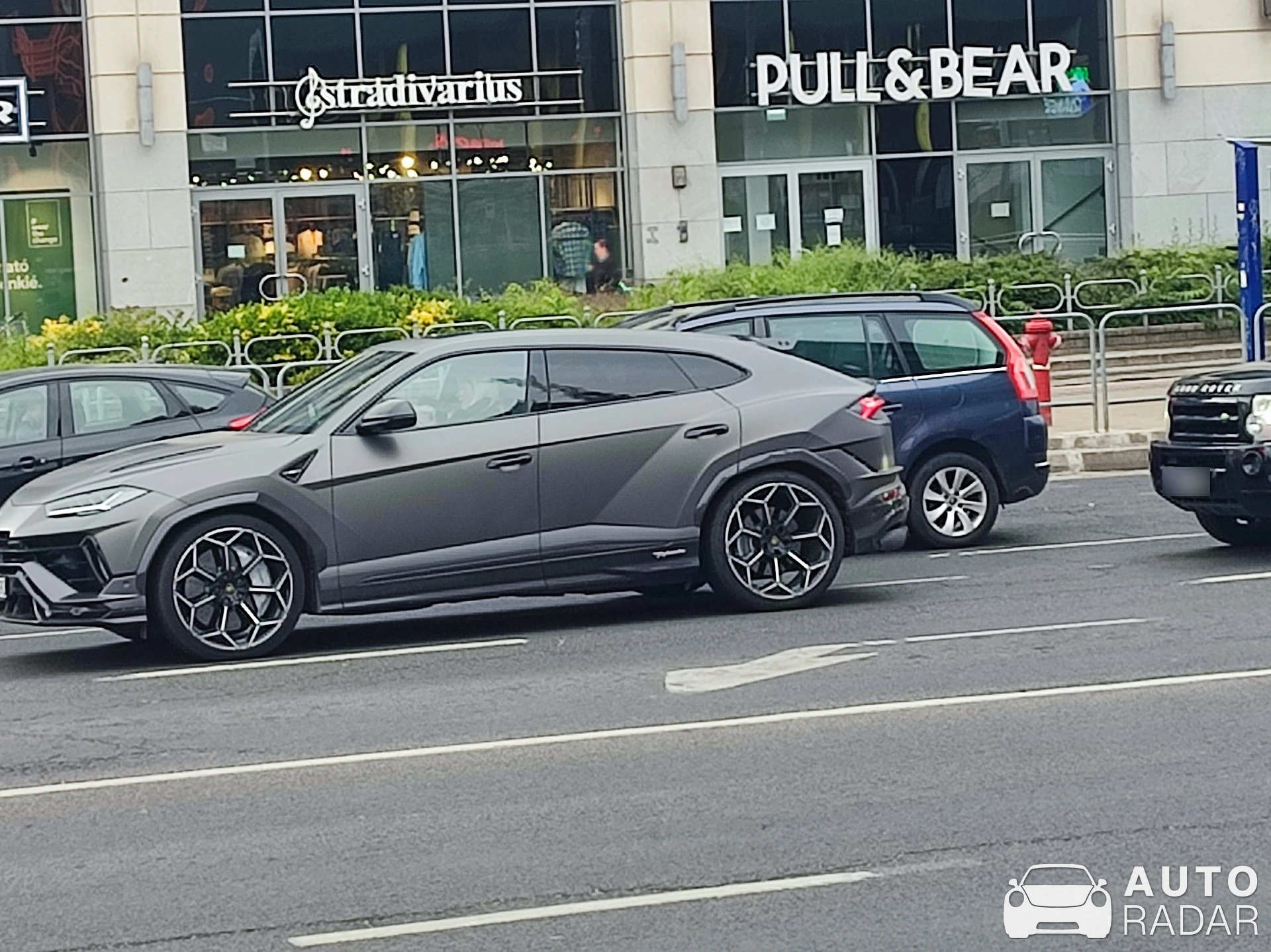 Lamborghini Urus Performante spotted in Budapest, Hungary