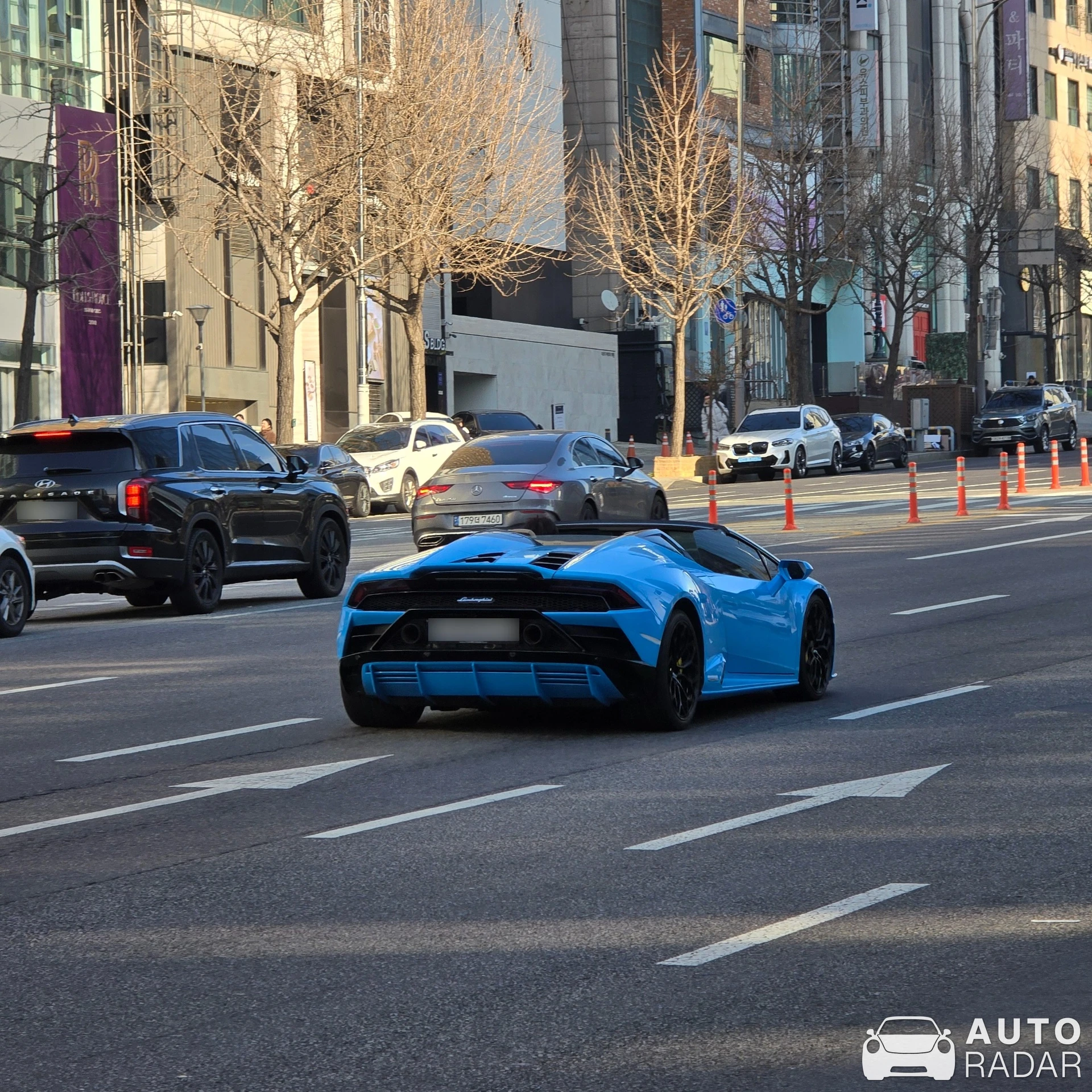 Lamborghini Huracán LP640-4 EVO Spyder spotted in 강남구, 대한민국