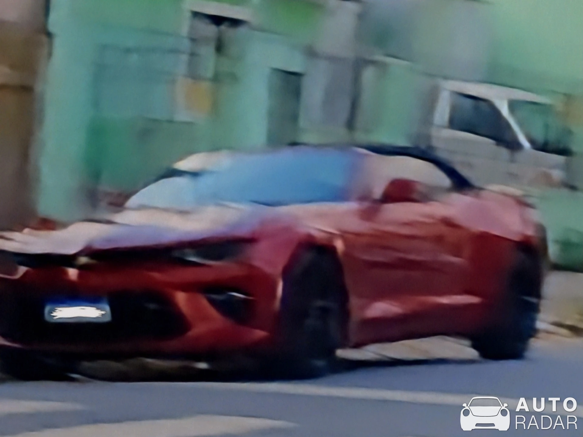 Chevrolet Camaro SS Convertible spotted in São Paulo, Brazil