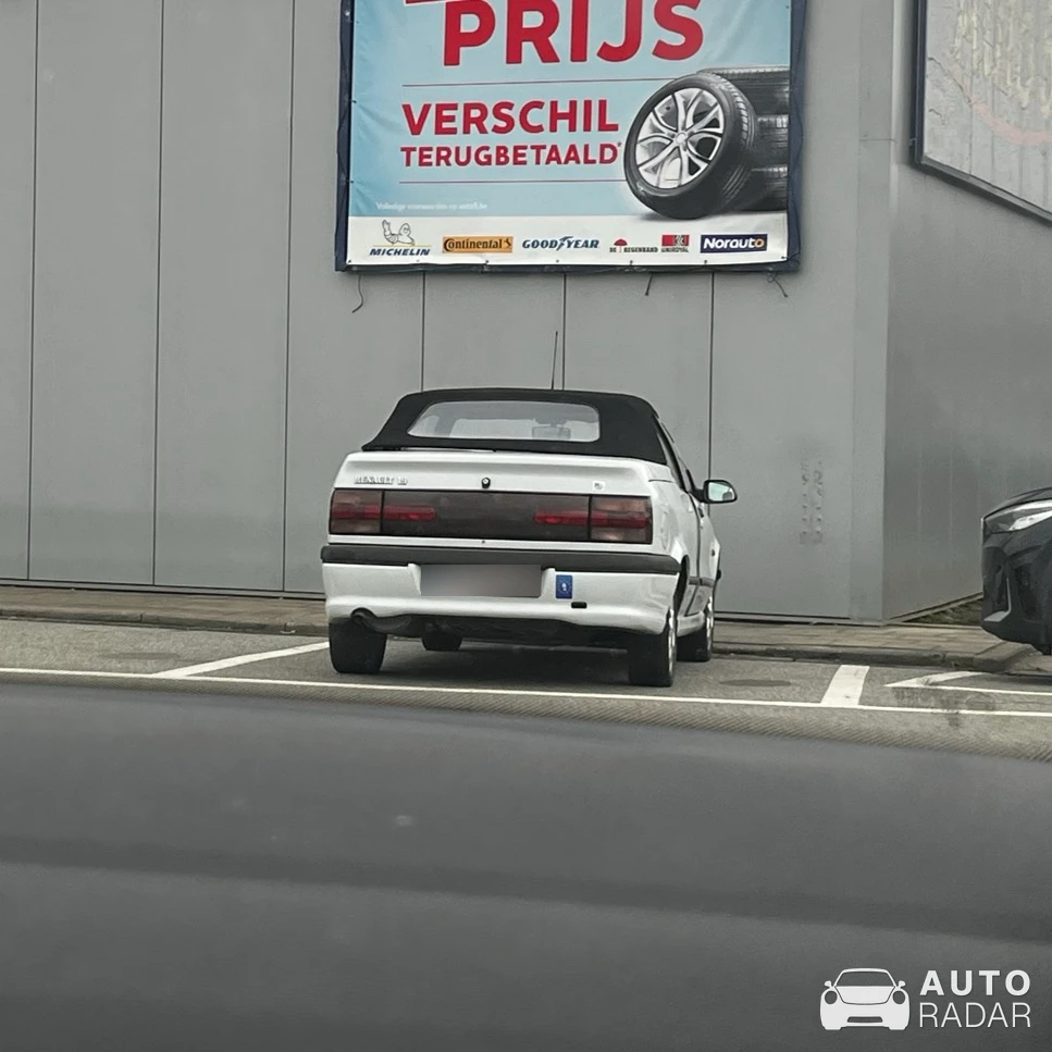 Renault 19 spotted in Bierbeek