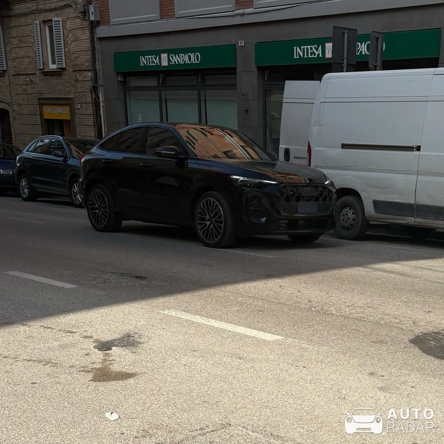 Audi SQ5 2024 spotted in Macerata