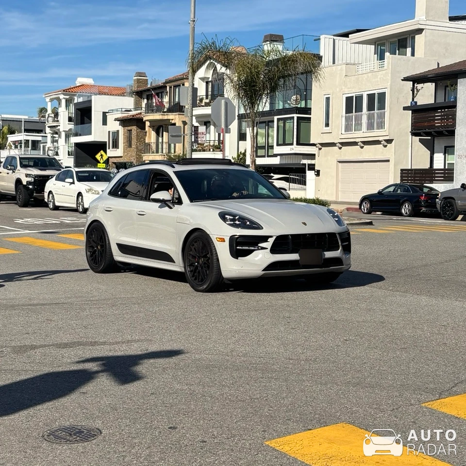 Porsche Macan Turbo Hamann spotted in Hermosa Beach
