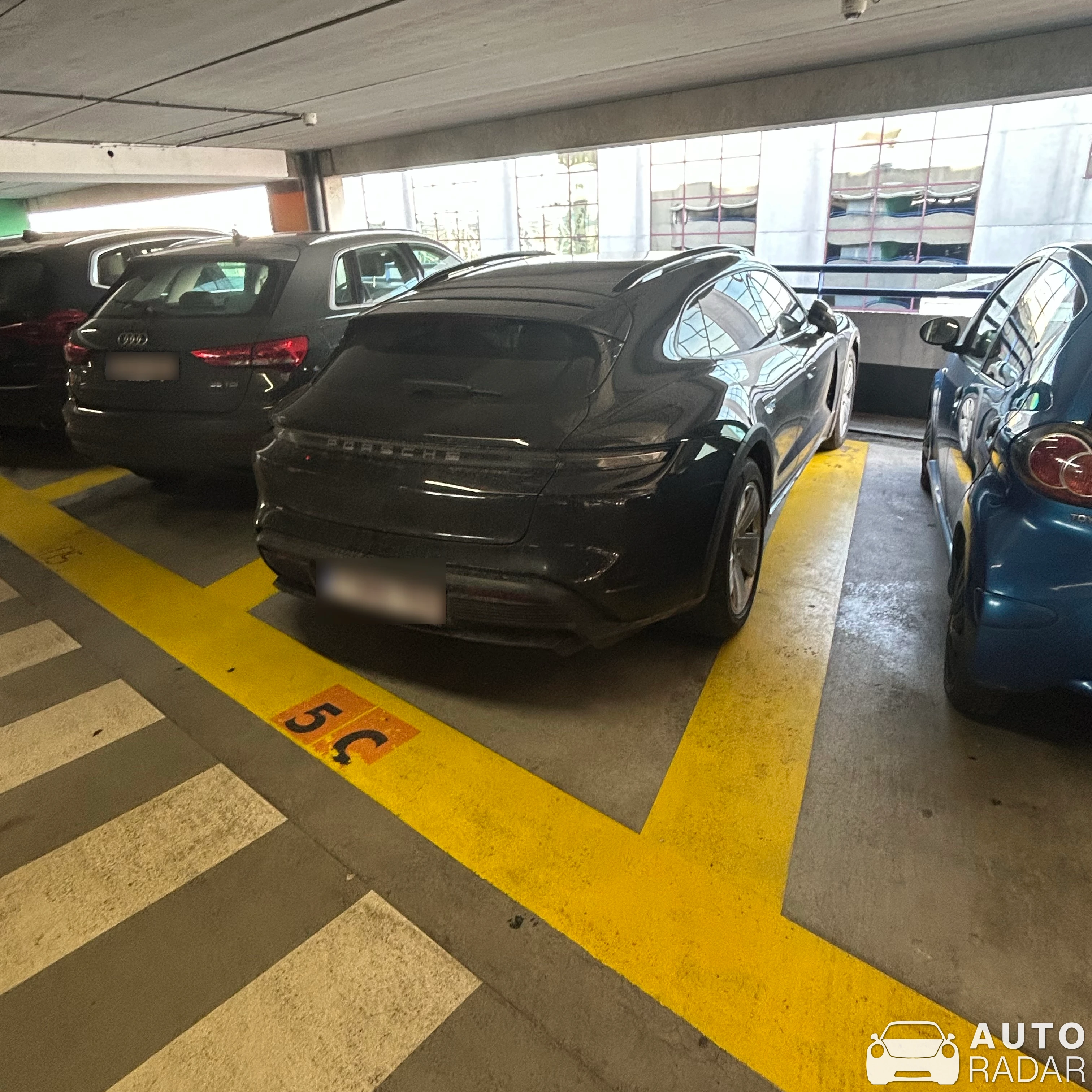 Porsche Taycan 4 Cross Turismo spotted in Zaventem, Belgium