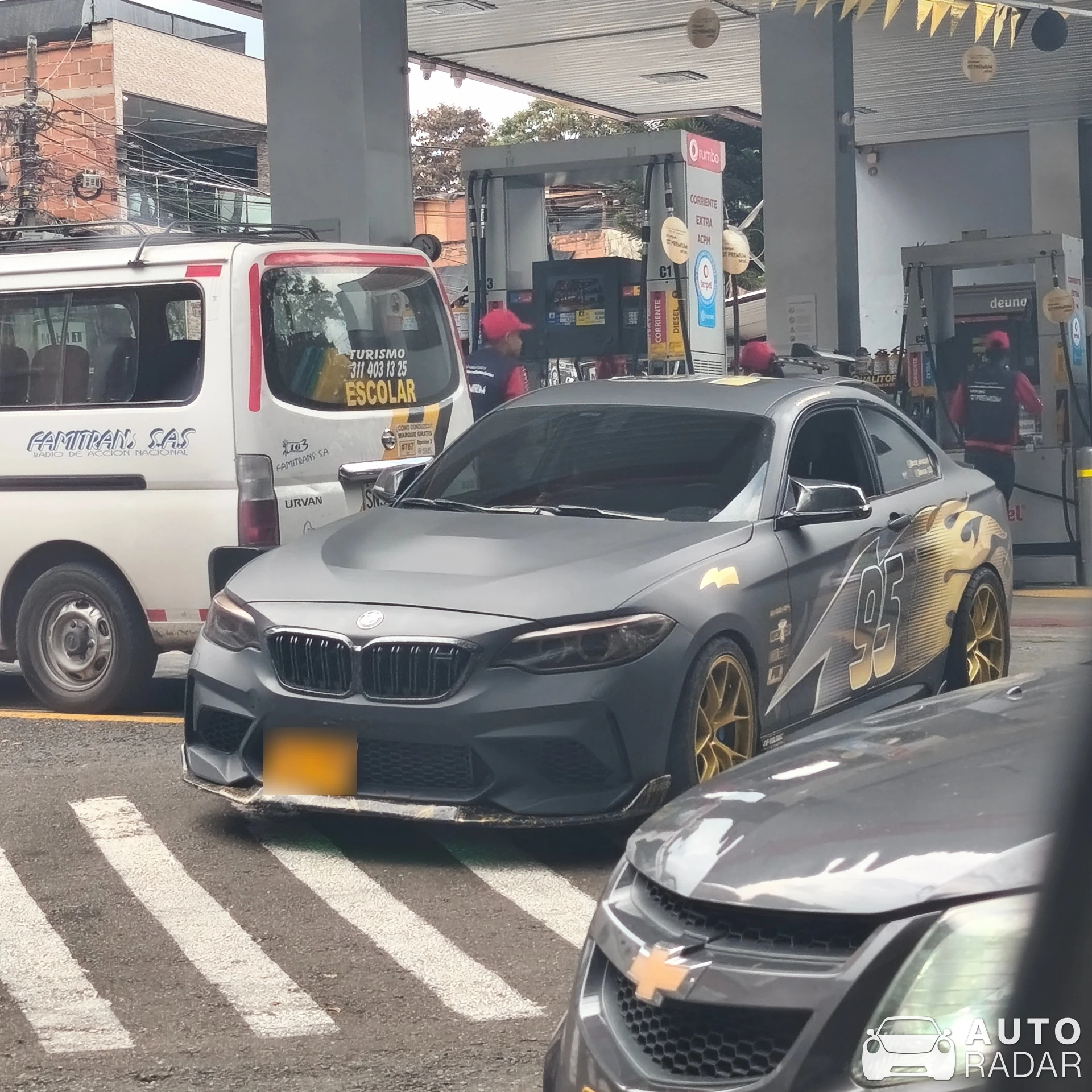 BMW M2 F87 Coupé Competition spotted in Medellín
