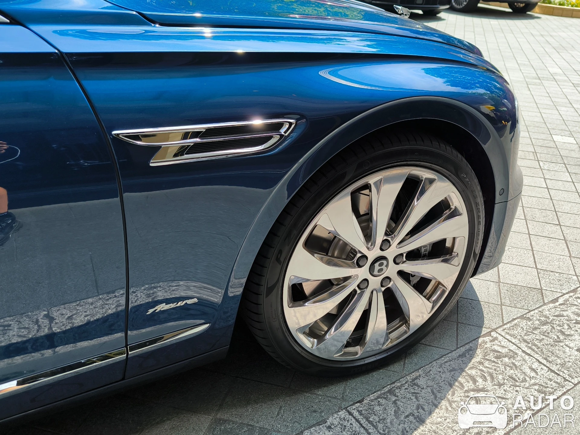 Bentley Flying Spur Hybrid Azure spotted in London