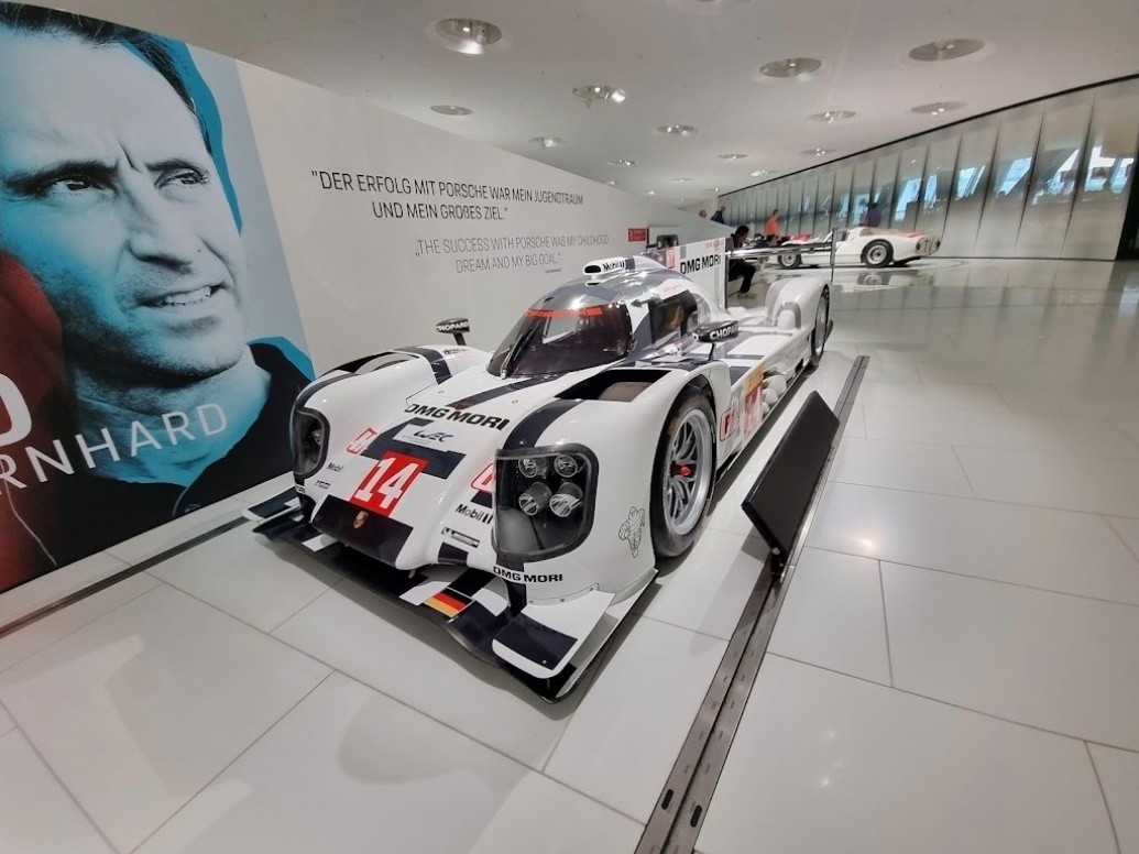 Porsche 919 Hybrid LMP1 Mock-Up