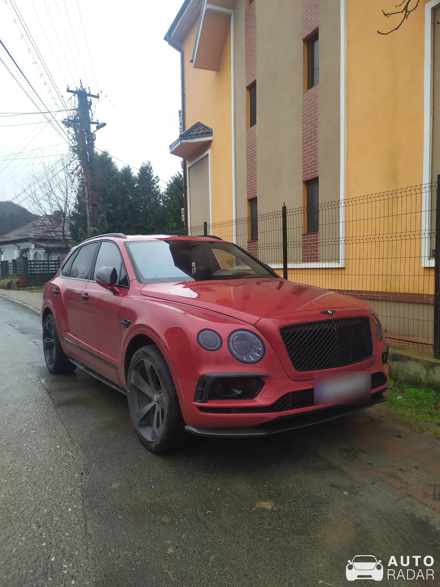 Bentley Bentayga V8 spotted in Slănic, Romania