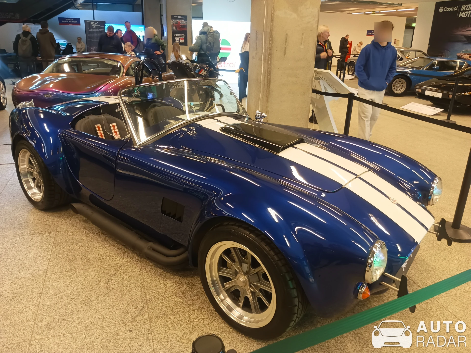 Shelby Cobra 427 Replica spotted in Warszawa, Poland