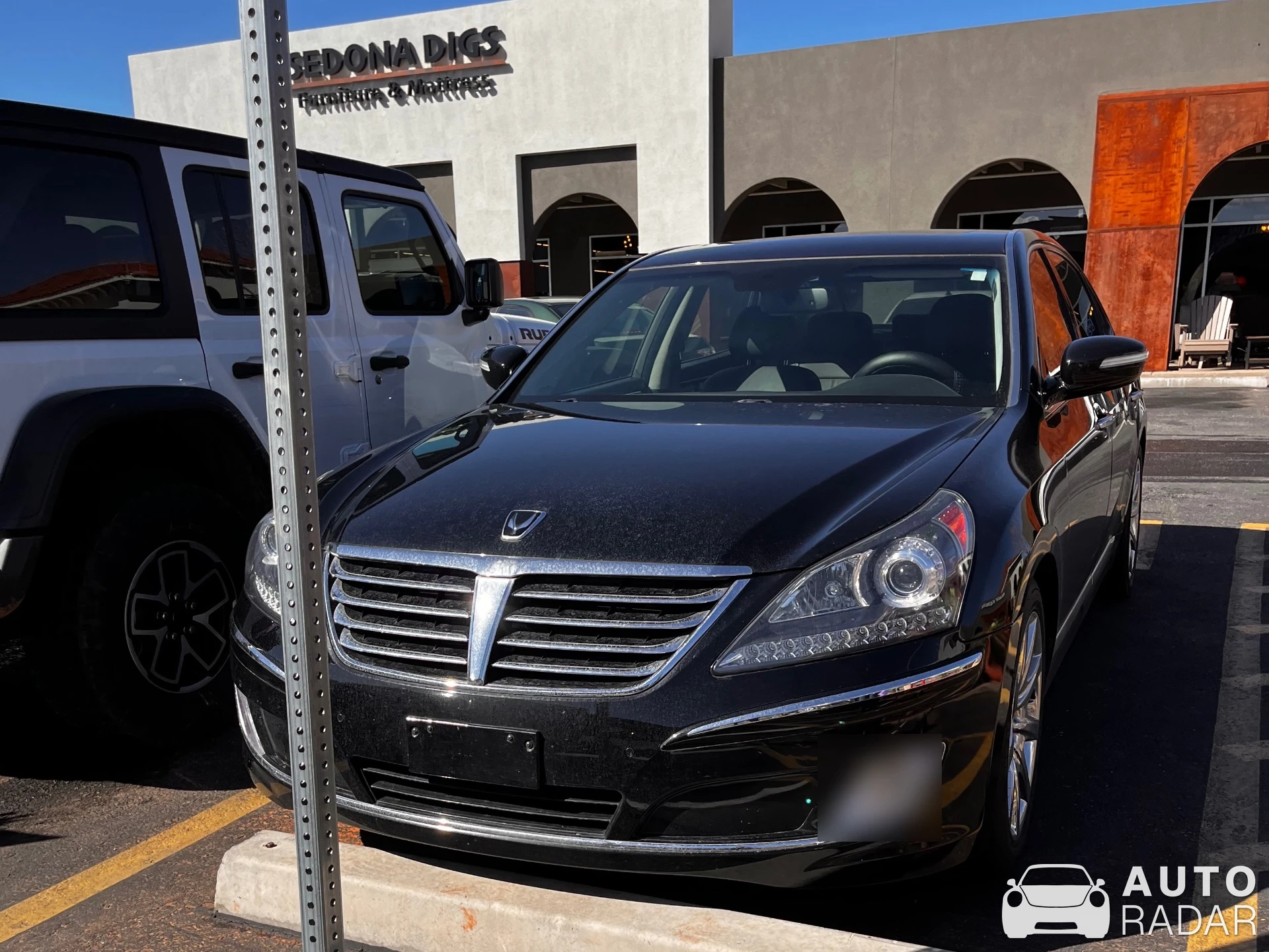 Hyundai Equus spotted in Sedona, United States