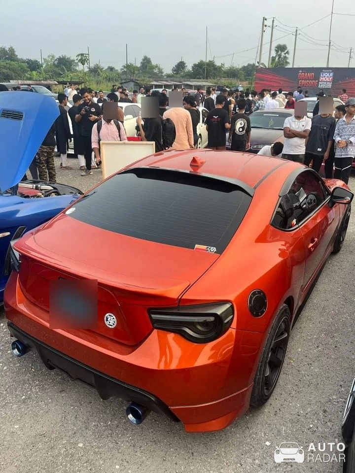 Toyota GT86 spotted in Dhaka, Bangladesh