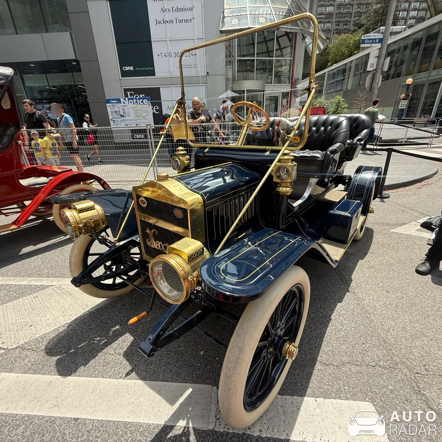 Maxwell Model Q2 spotted in Toronto