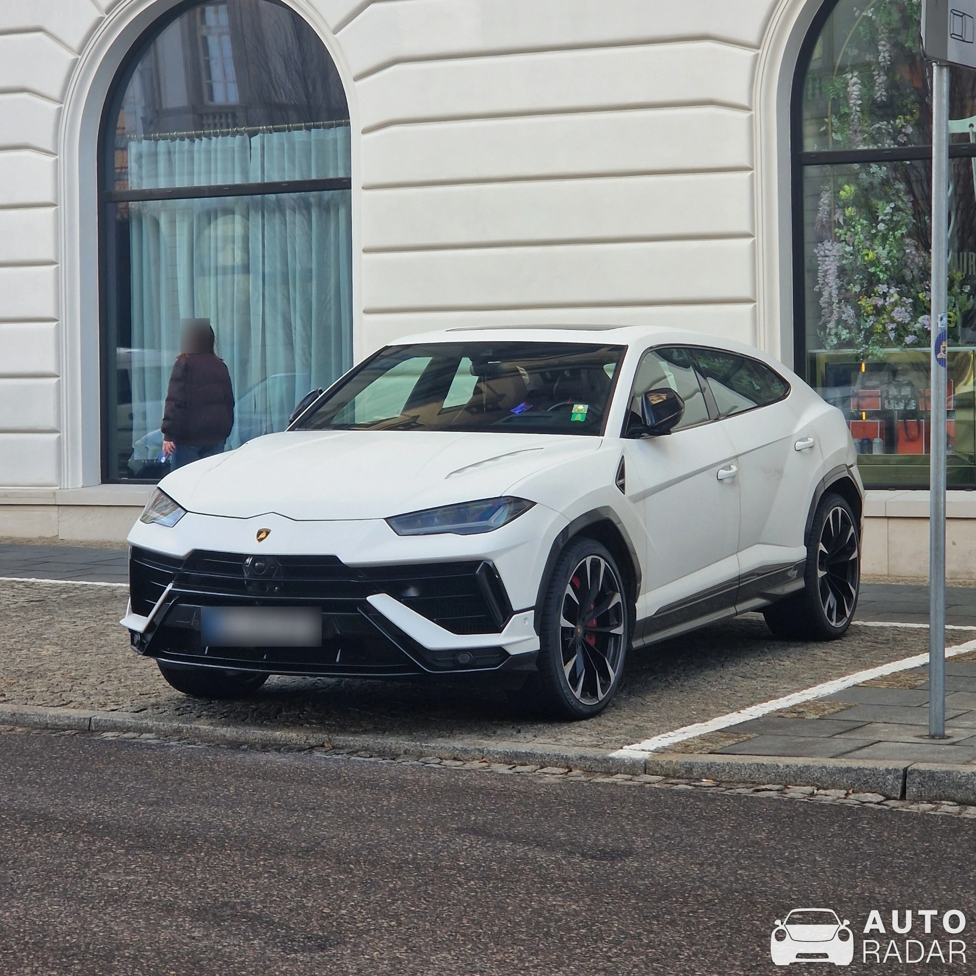 Lamborghini Urus S spotted in Warszawa, Poland