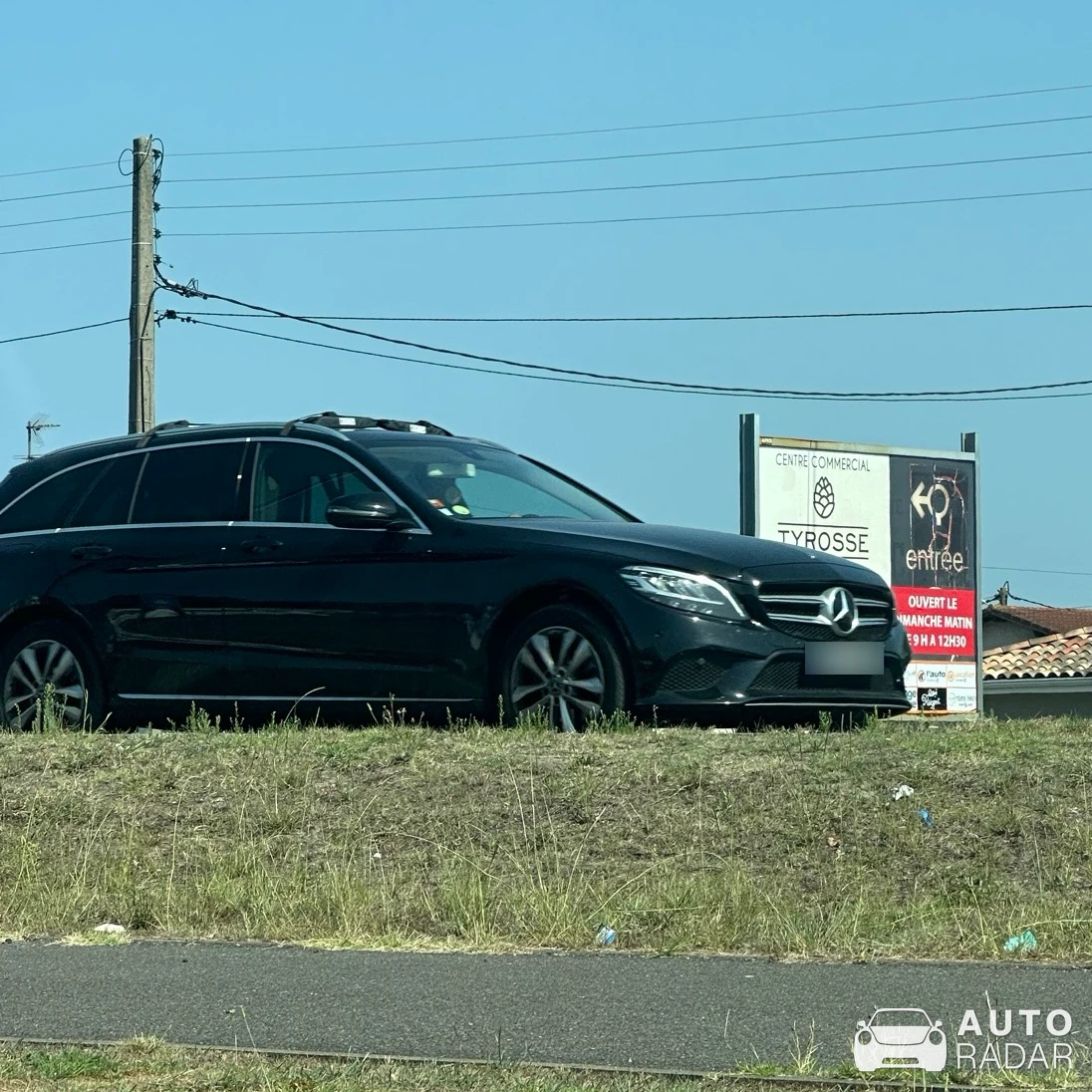 Mercedes-Benz C-Klasse Estate S205 spotted in Saint-Vincent-de-Tyrosse