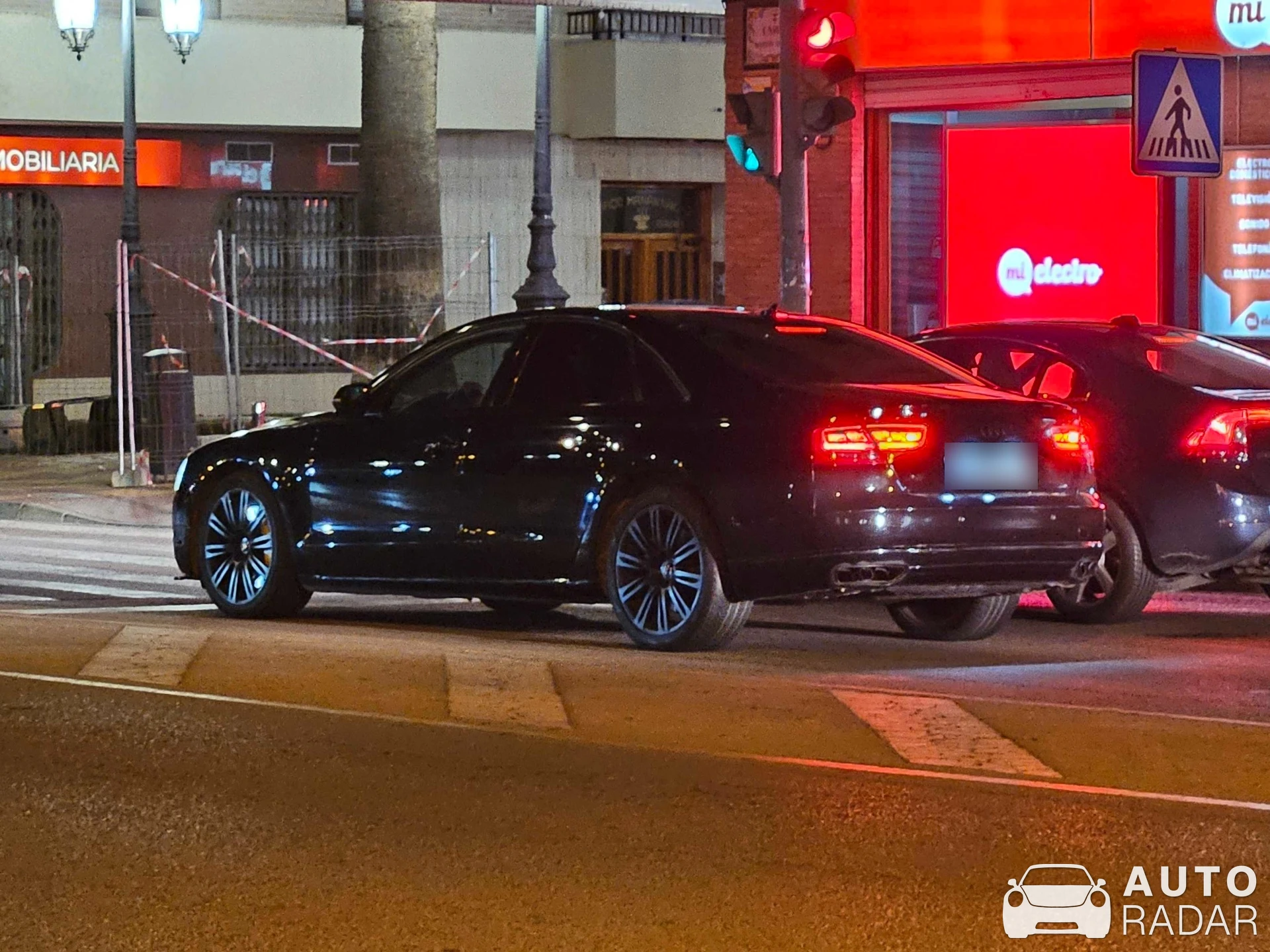 Audi A8L D4 spotted in Cullera