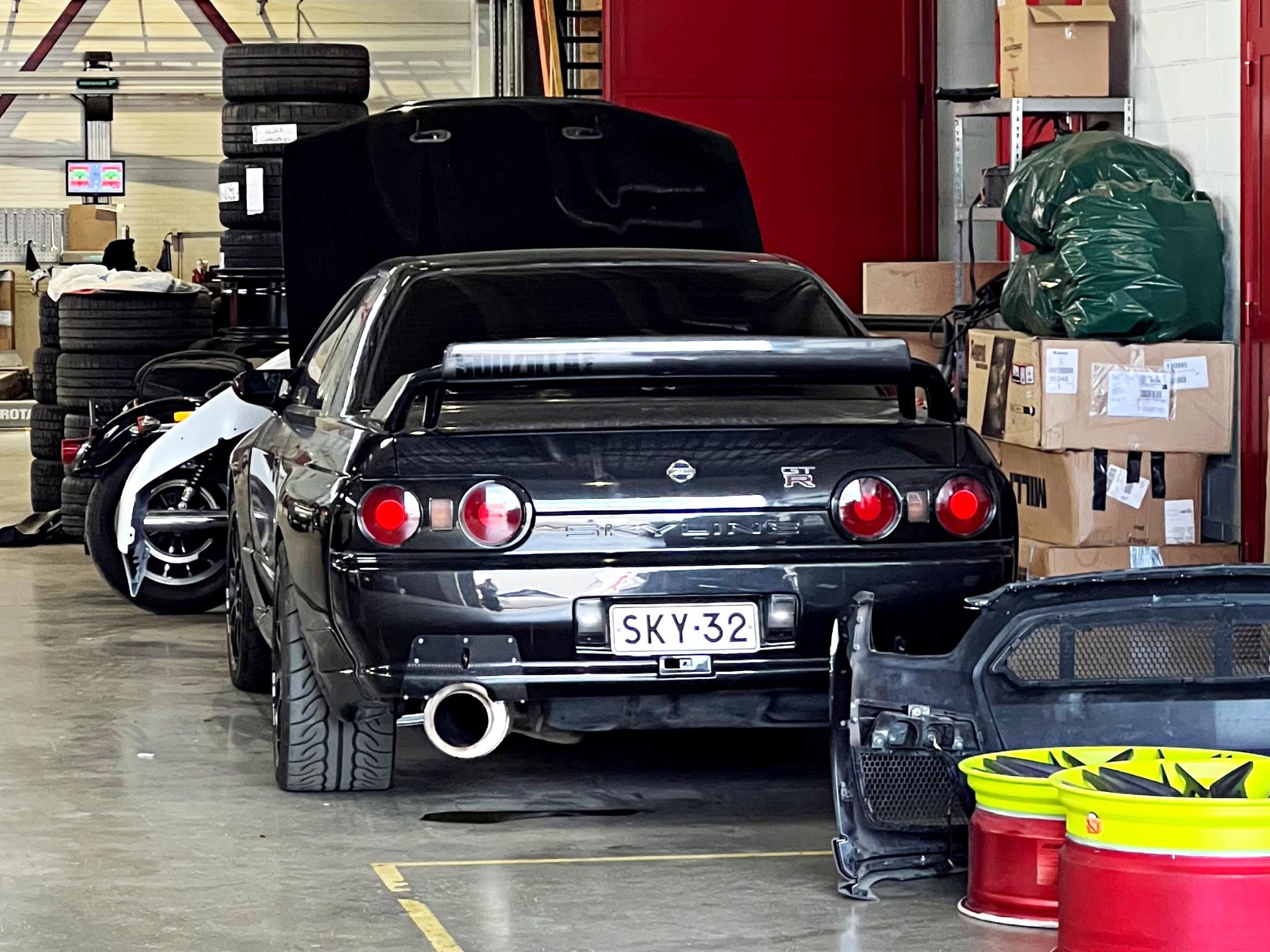 Nissan Skyline R32 GT-R