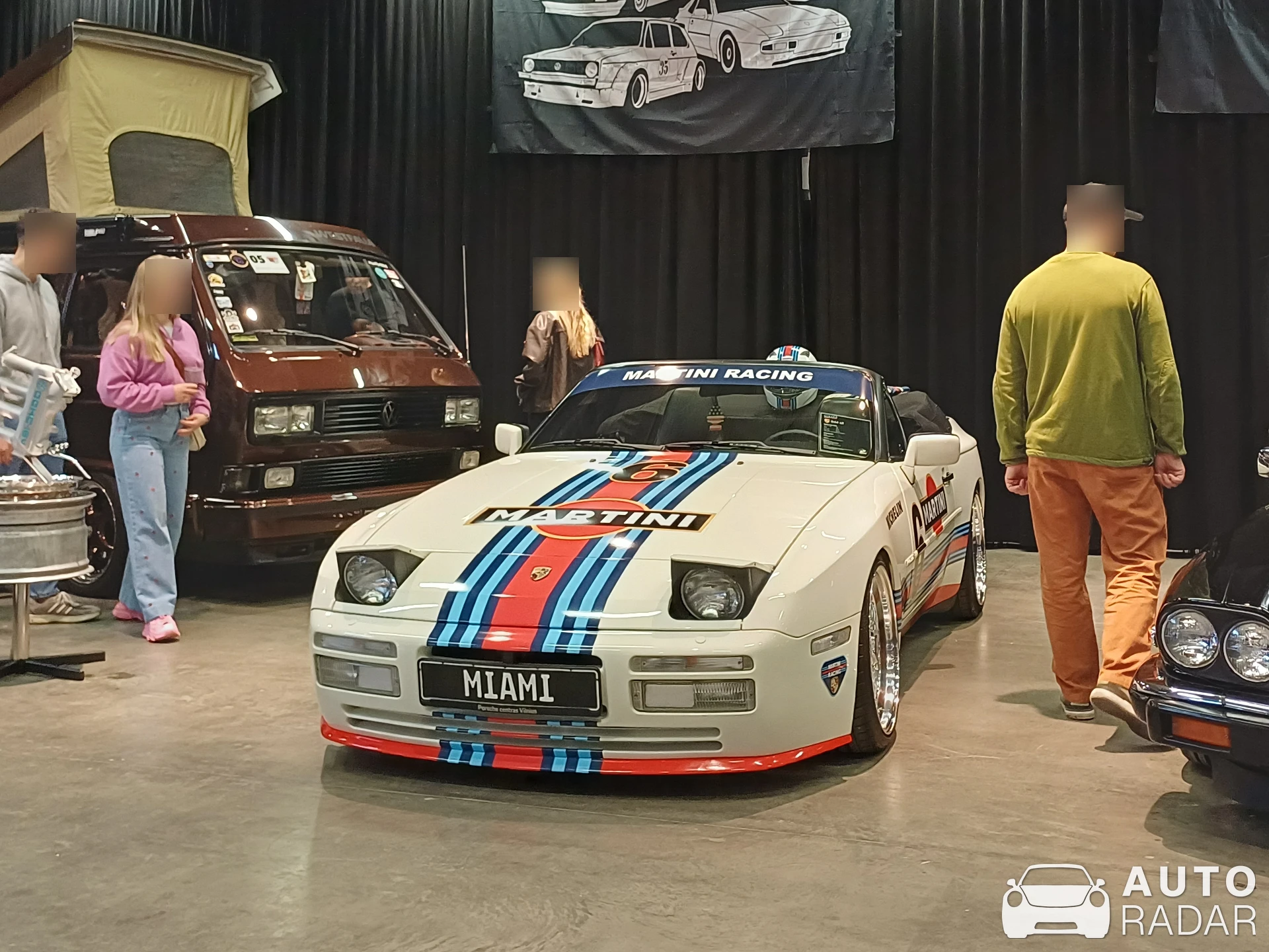 Porsche 944 S2 Cabriolet spotted in Vilnius