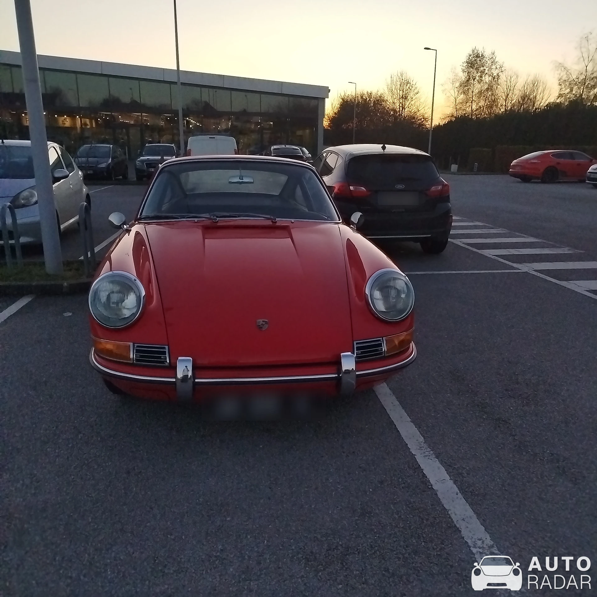 Porsche 912 SWB spotted in Yvetot