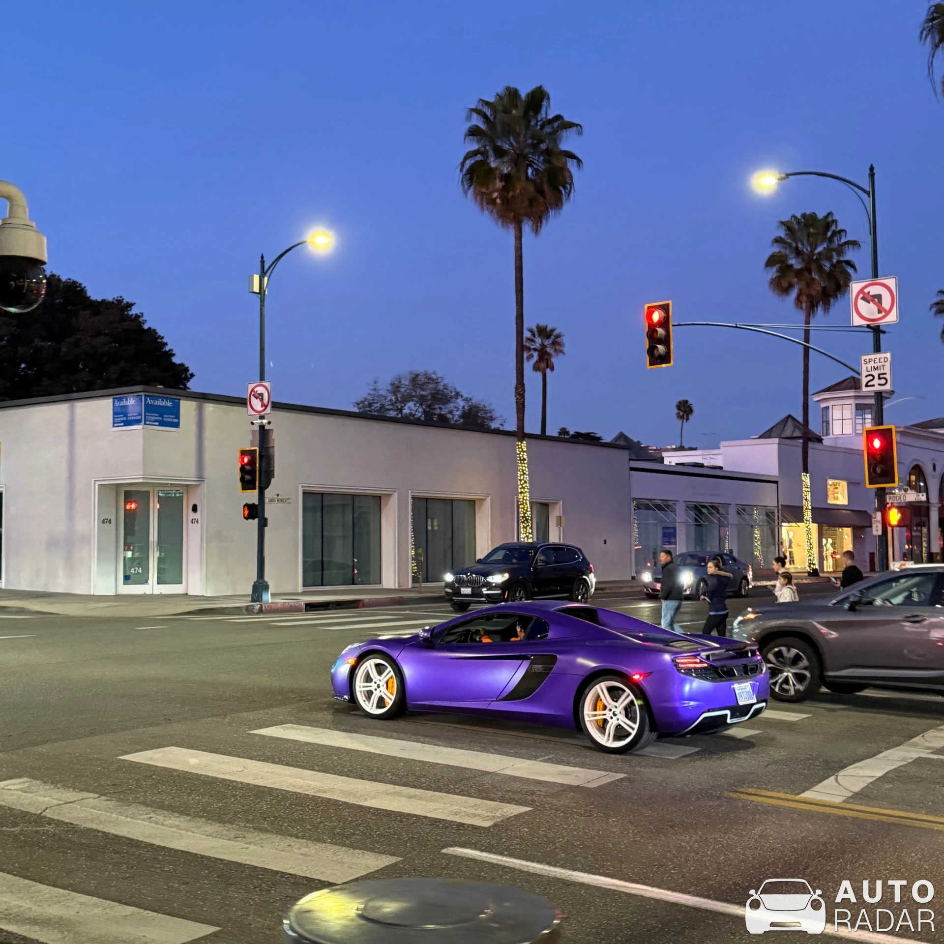 McLaren 12C spotted in Beverly Hills, United States