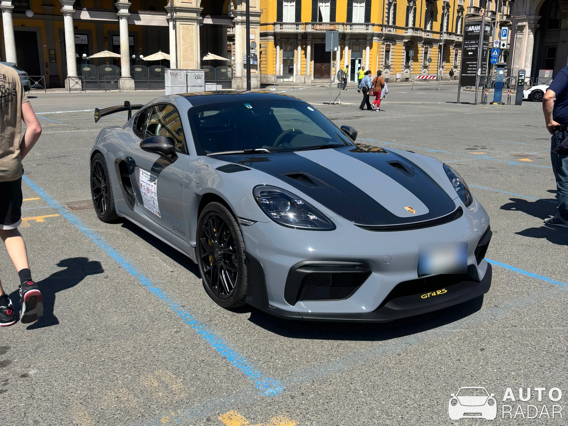 Porsche 718 Cayman GT4 RS spotted in Alessandria