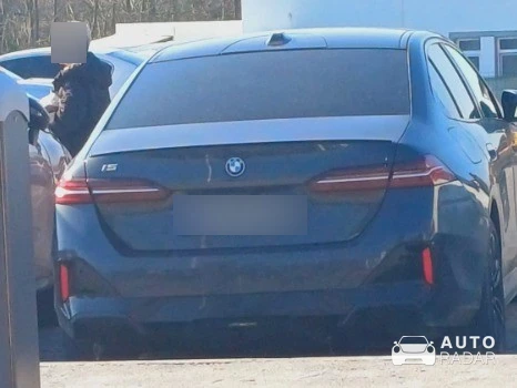 BMW i5 G60 spotted in Kartepe, Türkiye