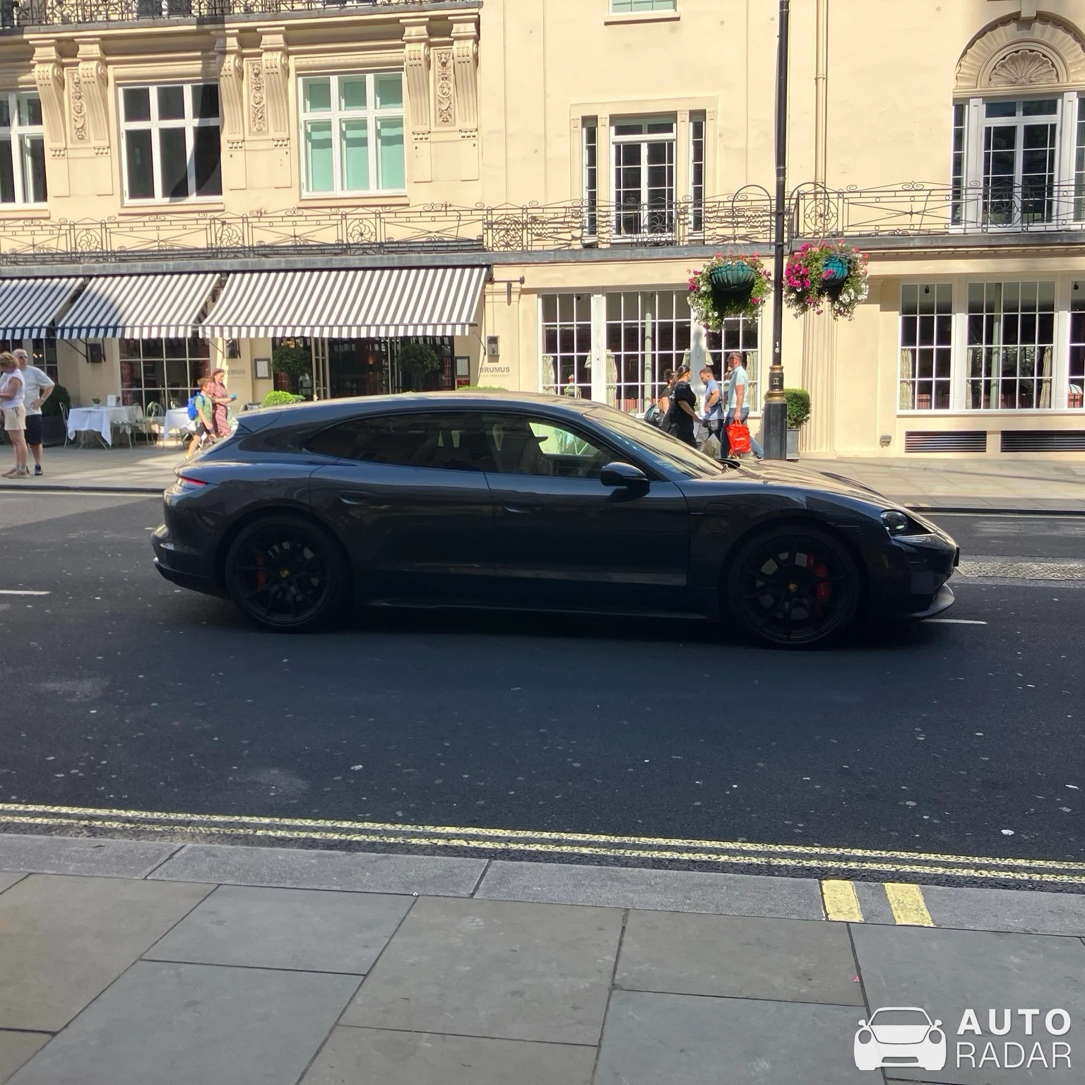 Porsche Taycan GTS Sport Turismo spotted