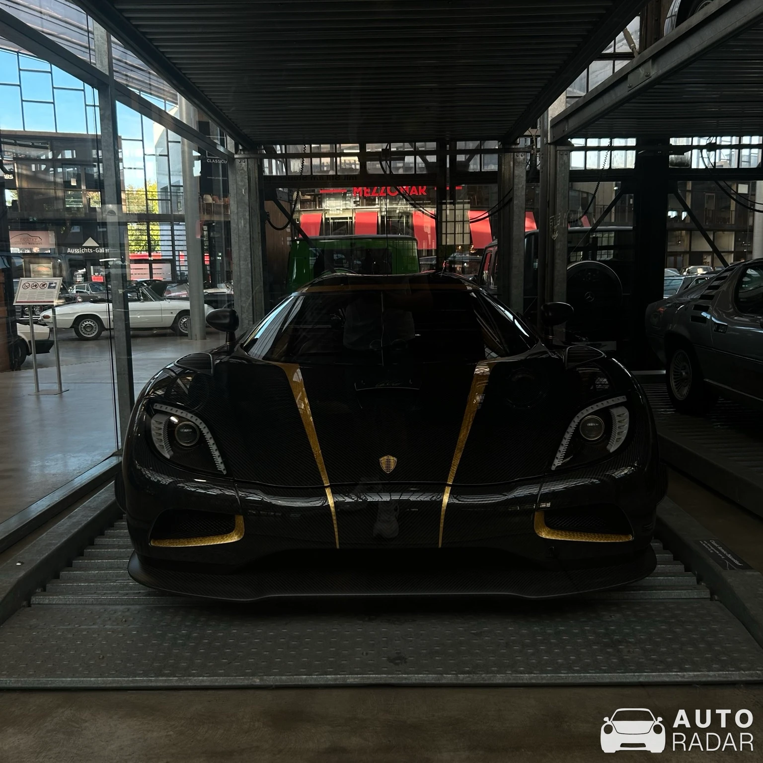 Koenigsegg Agera S Hundra spotted in Düsseldorf