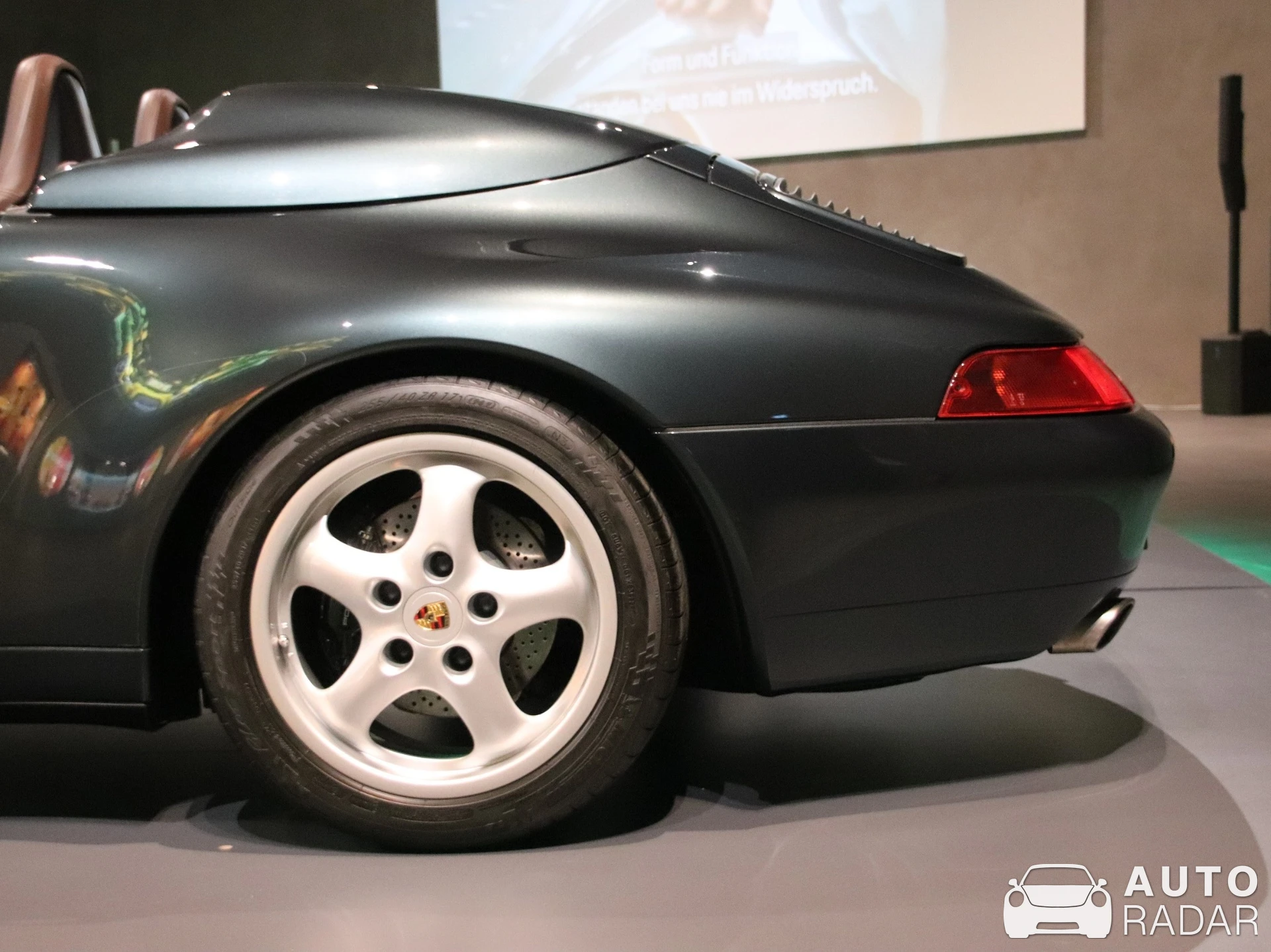 Porsche 993 Speedster spotted in Anger