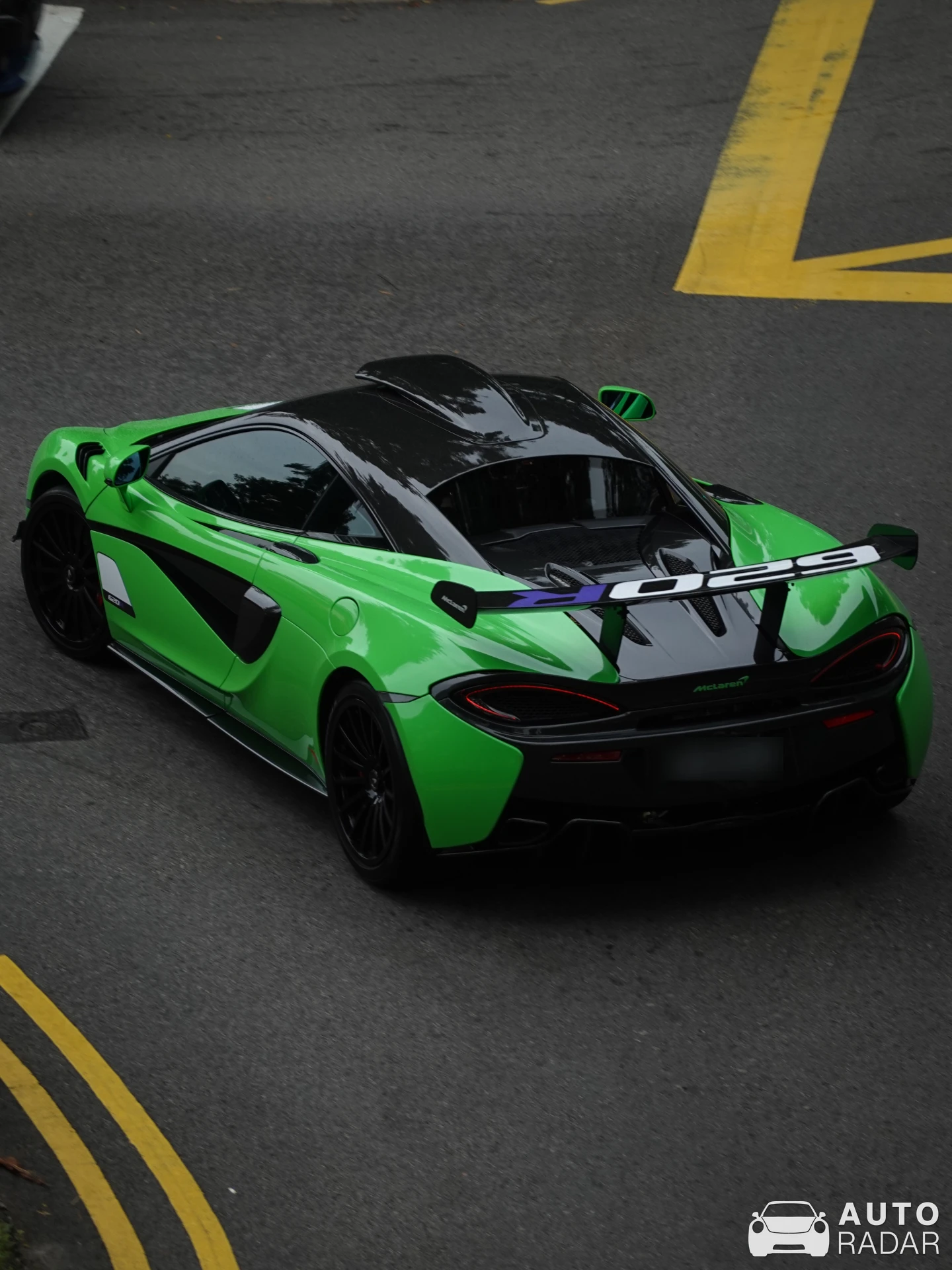 McLaren 620R spotted in Singapore, Singapore