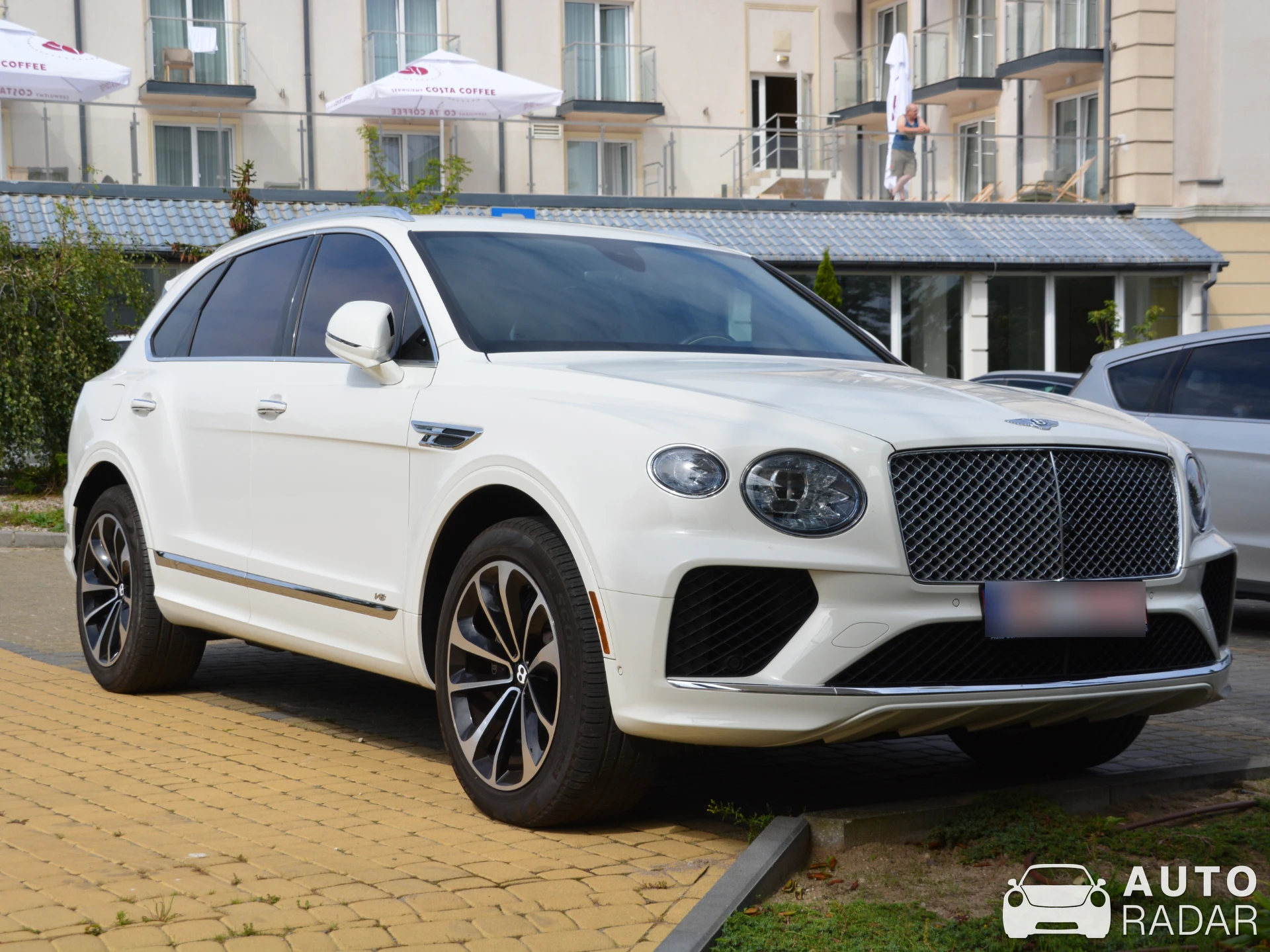 Bentley Bentayga spotted in Jarosławiec