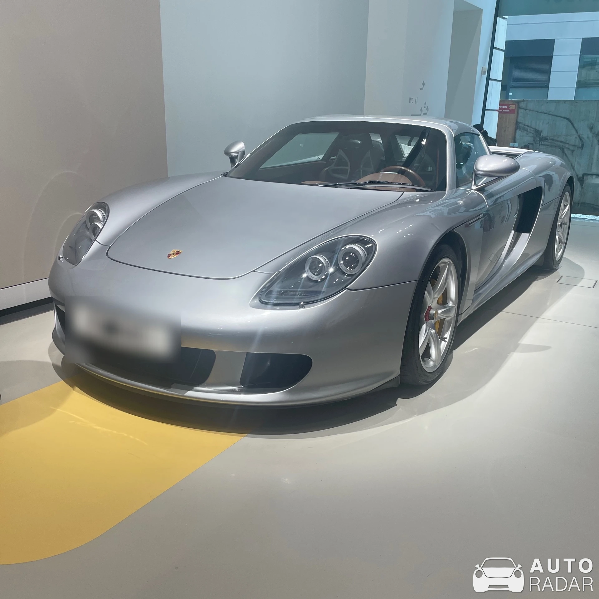 Porsche Carrera GT spotted in Berlin, Germany