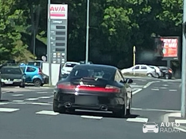 Porsche 997 Carrera 4 spotted in Toul