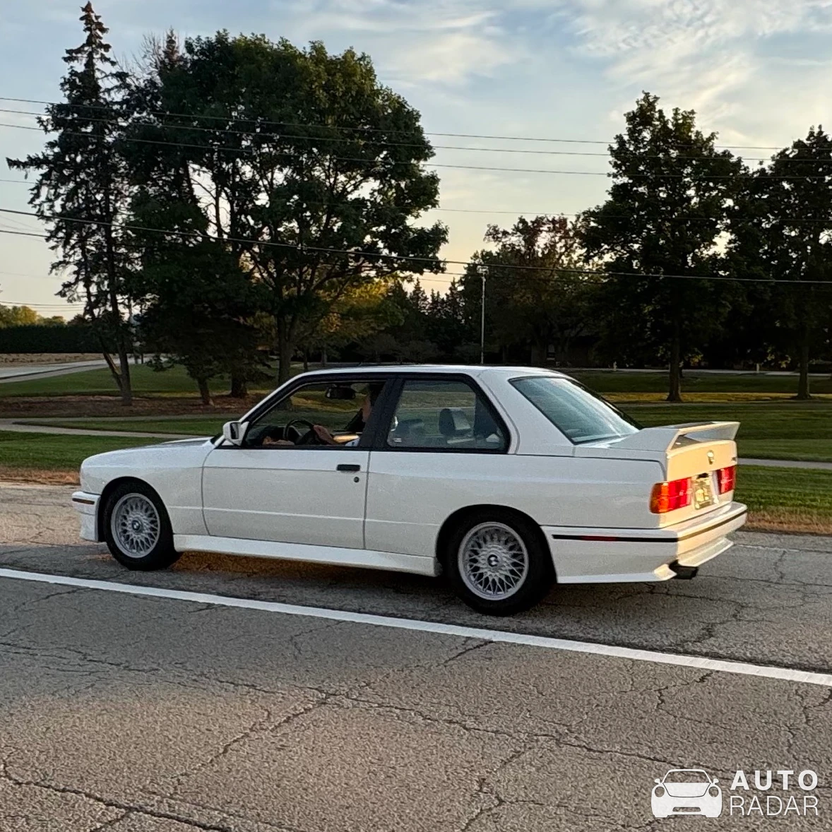 BMW M3 E30 spotted in Buffalo Grove, United States