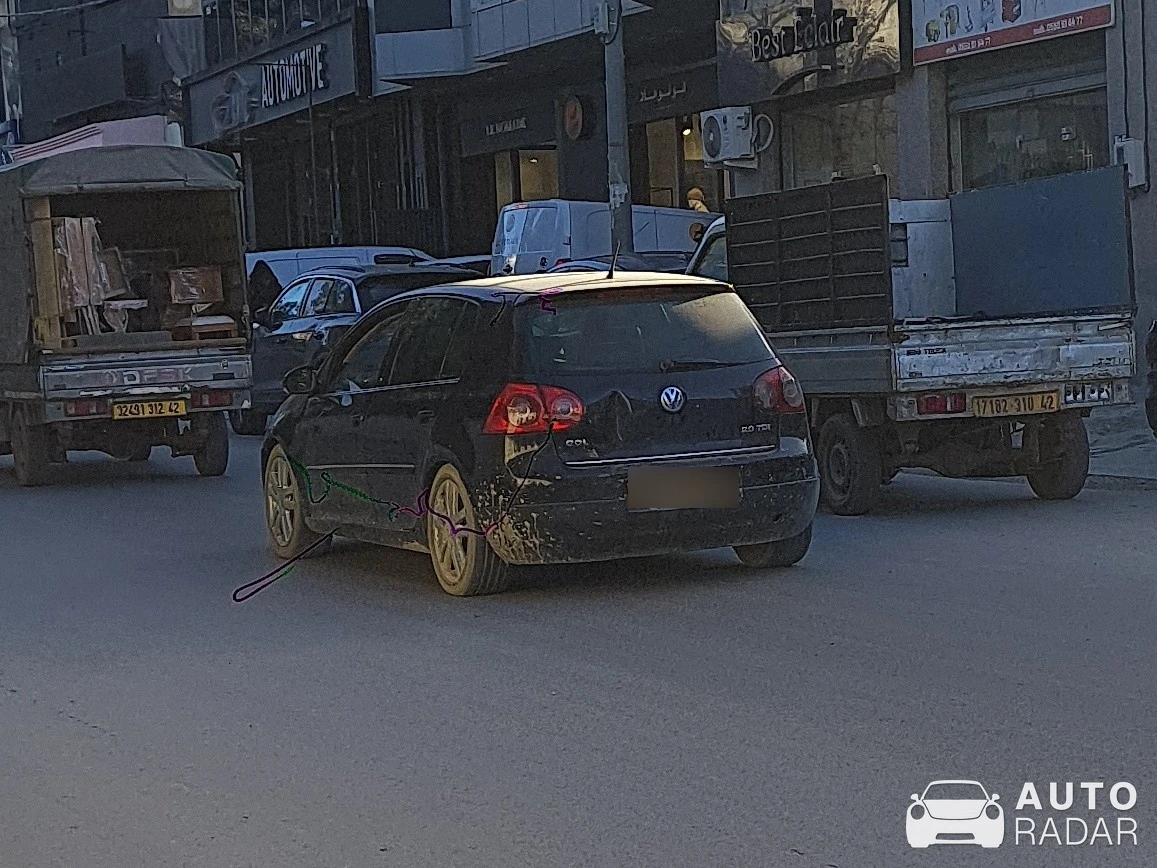 Volkswagen Golf R32 spotted in Algiers, Algeria